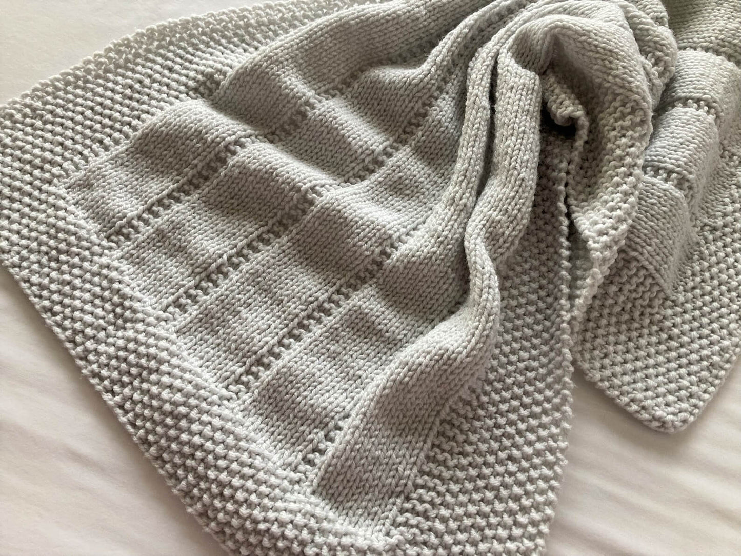 The Easy Reversible Baby Blanket Knitting Pattern