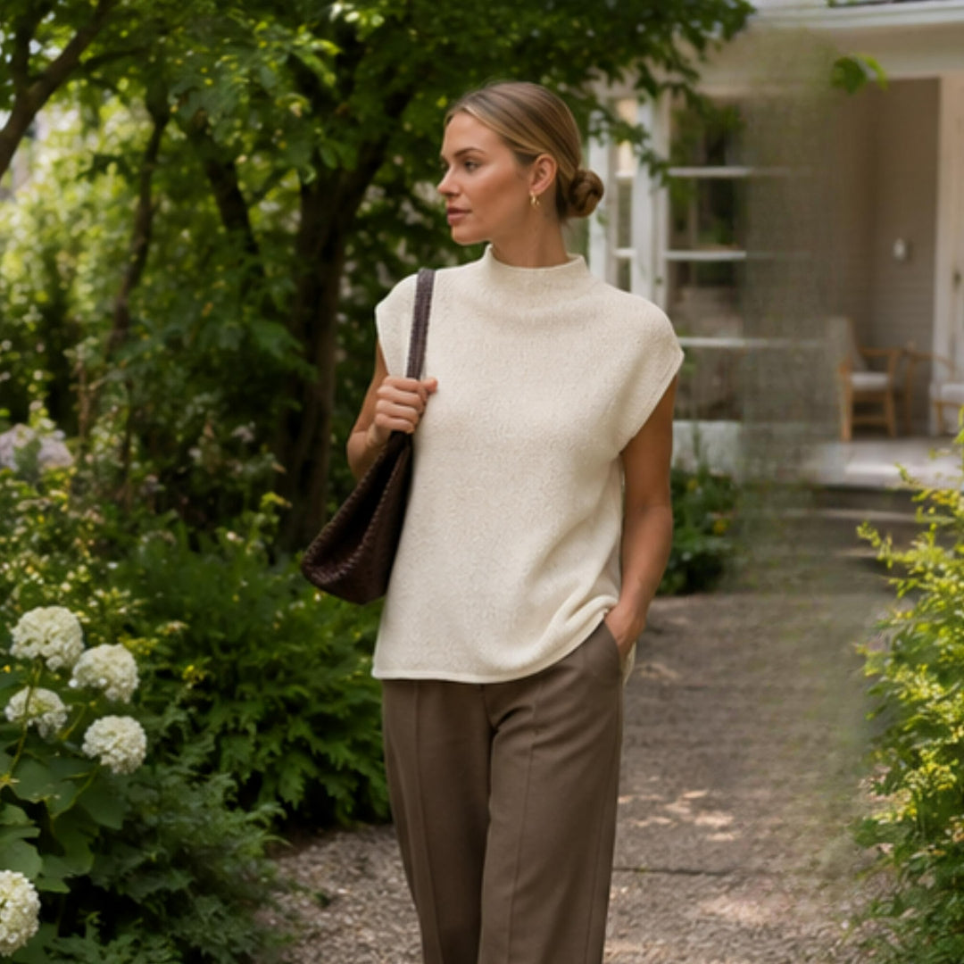 Simple High-Collar Sleeveless Knit Pattern