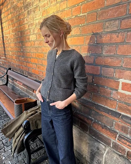 Classy Woman Cardigan Knitting Pattern