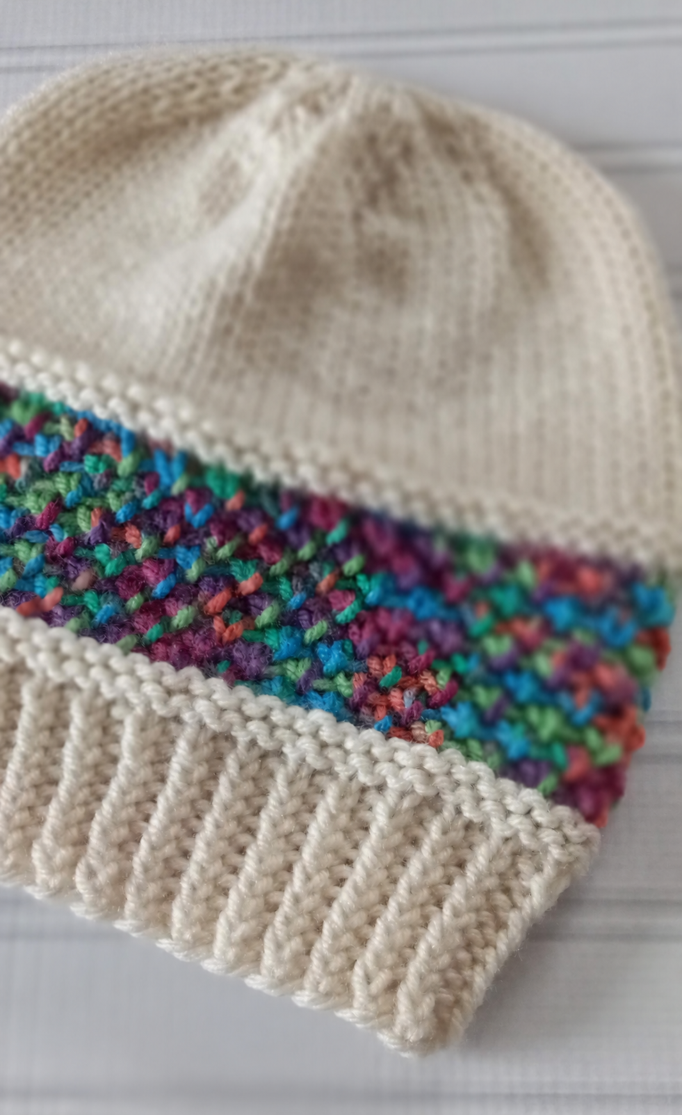 Weaver Warm Beanie — close-up of woven band and ribbing