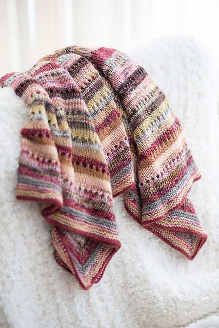 Advent Button Box Blanket knitting pattern — view 01
