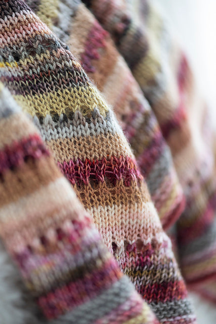 Advent Button Box Blanket knitting pattern — view 02