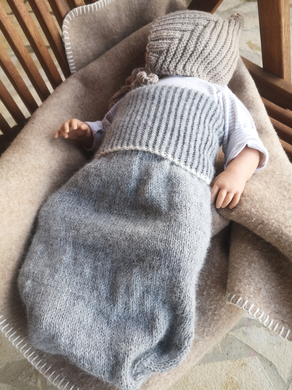Warm Infant Wrap Pod Knitting Pattern