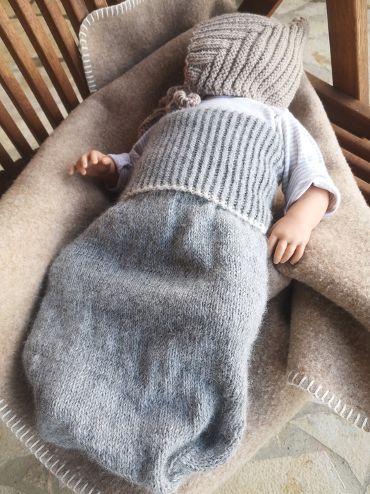 Warm Infant Wrap Pod Knitting Pattern