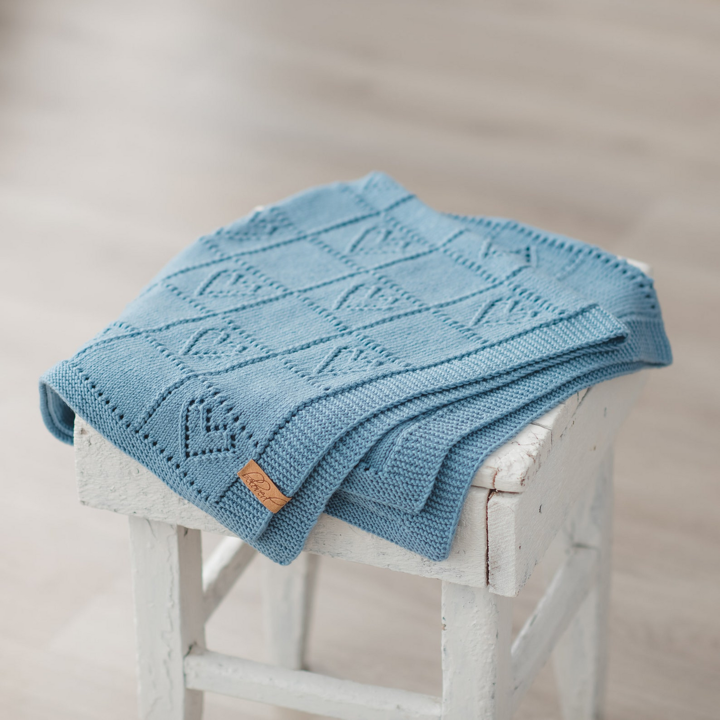 Sweet Emblem Coverlet Knitting Pattern