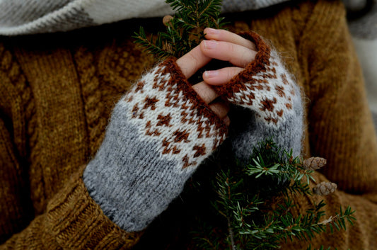 Forest Flower Hand Warmers Knitting Pattern — view 1