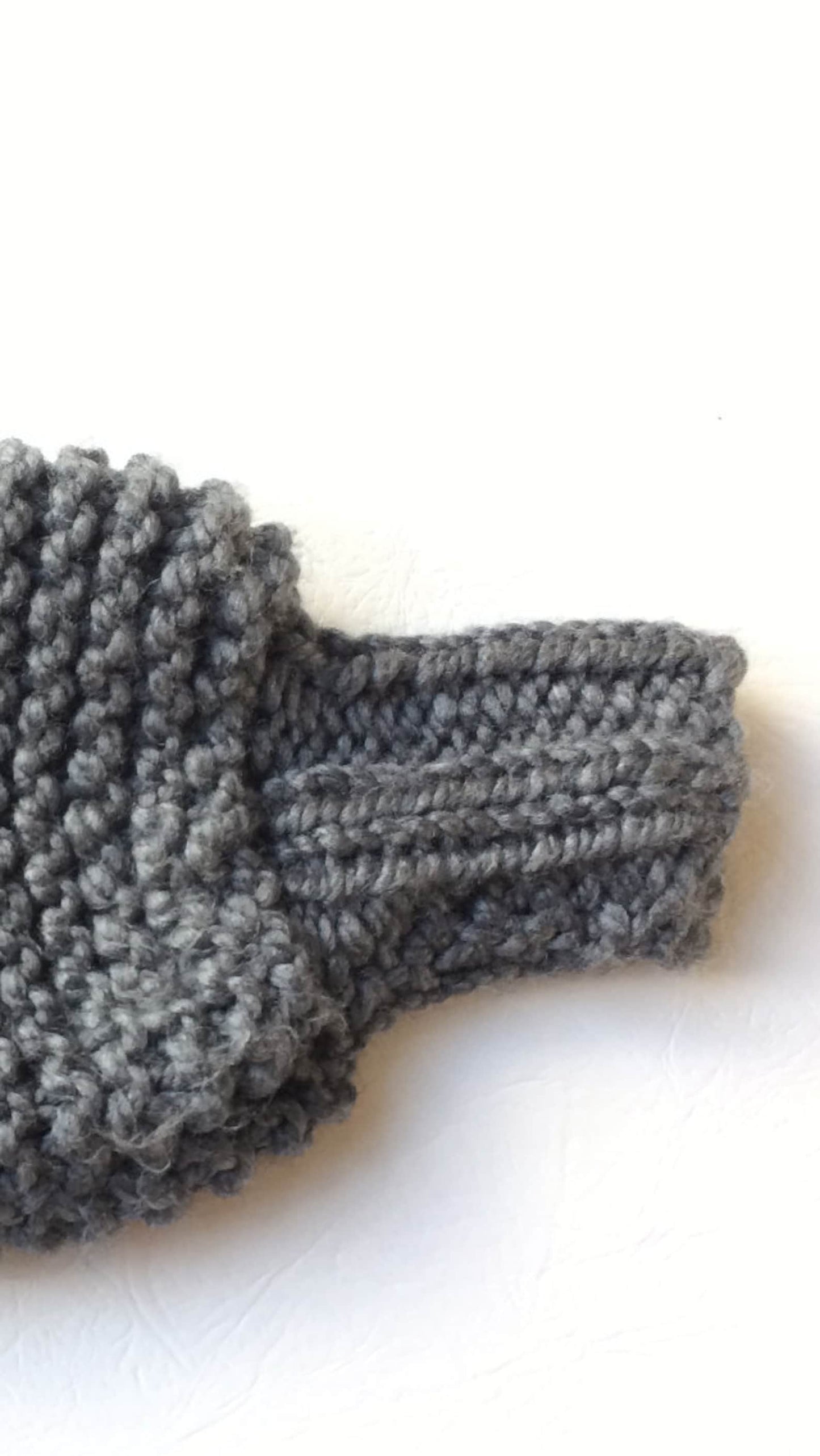 Oversized Mid Cardigan wiith Arm Warmer Knitting Pattern