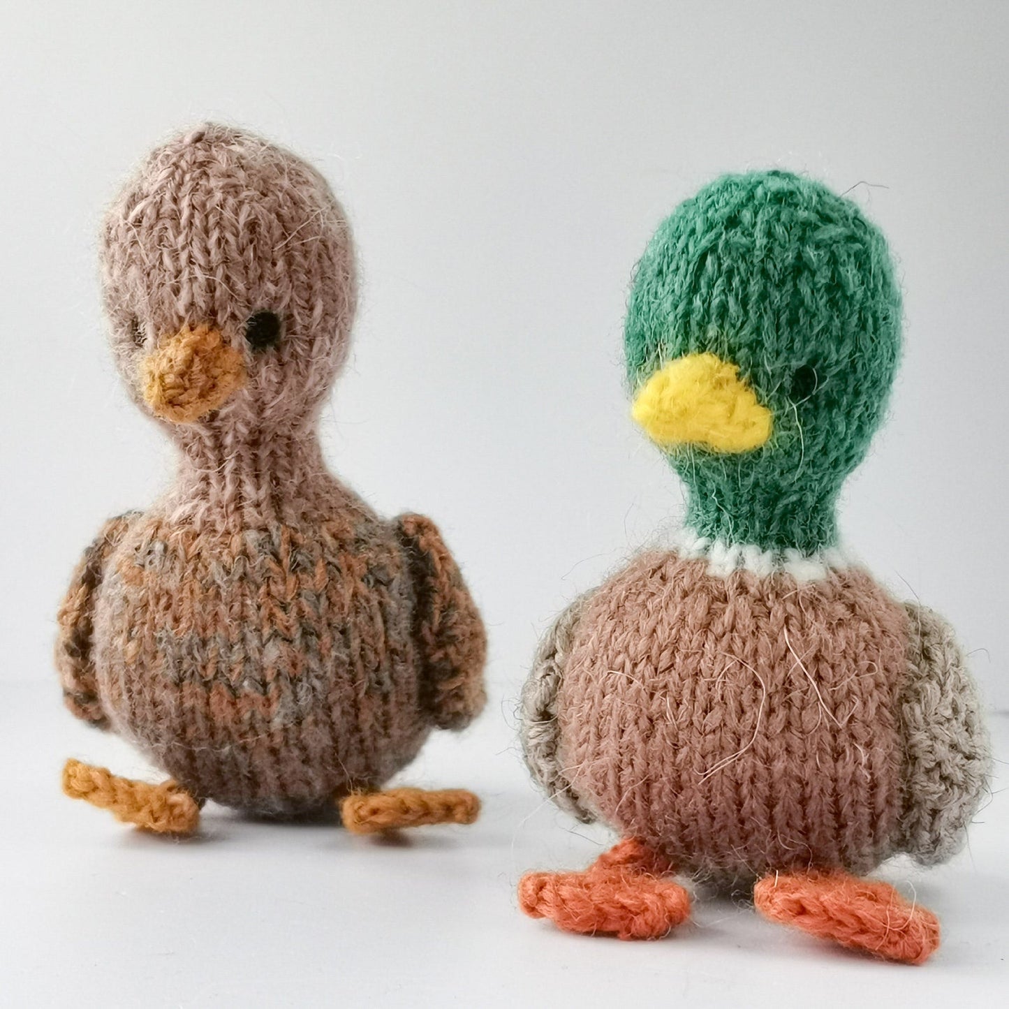 Tiny Wild Duck Knitting Pattern