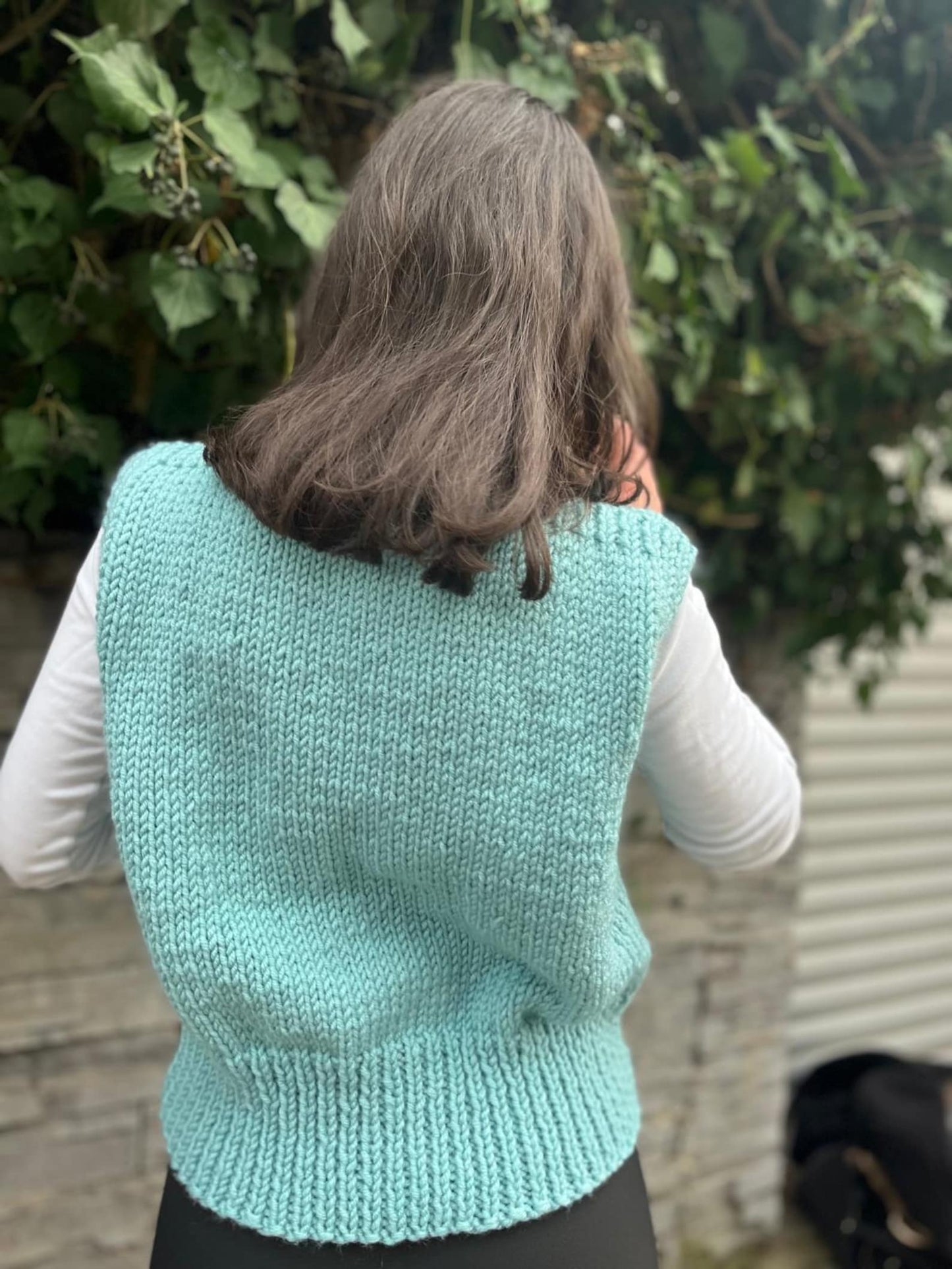 Straight Neckline Vest Knitting Pattern