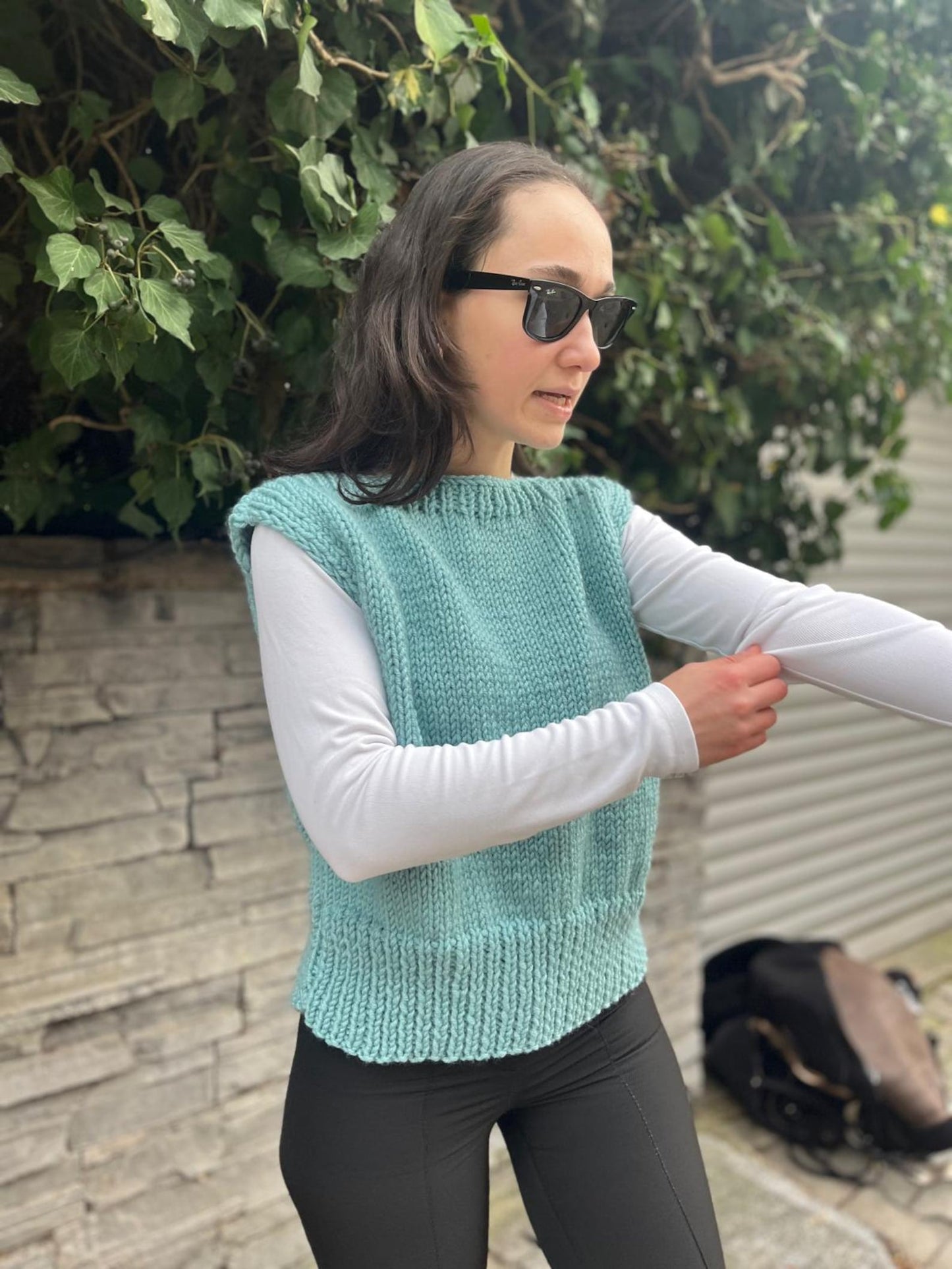 Straight Neckline Vest Knitting Pattern
