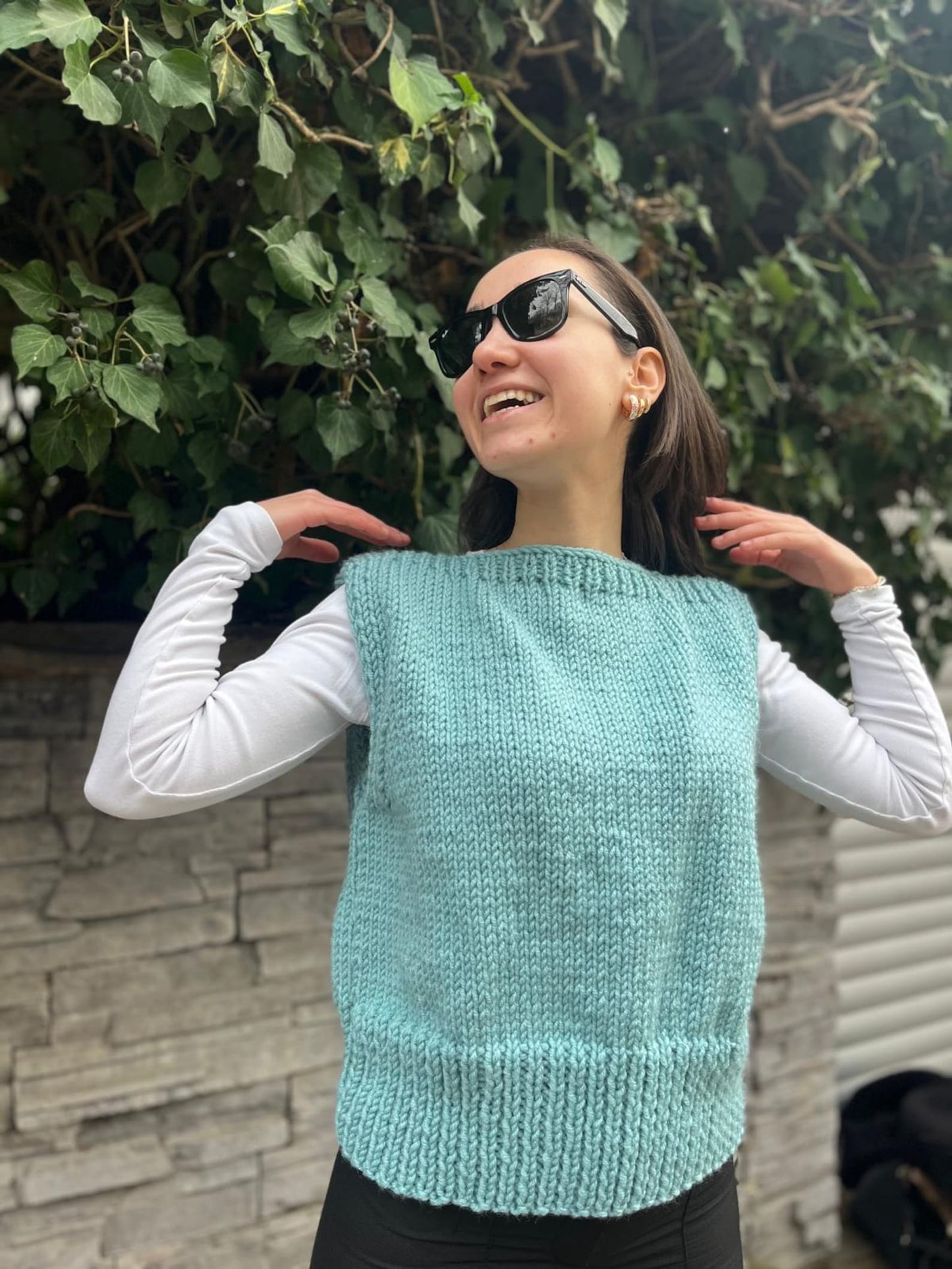Straight Neckline Vest Knitting Pattern