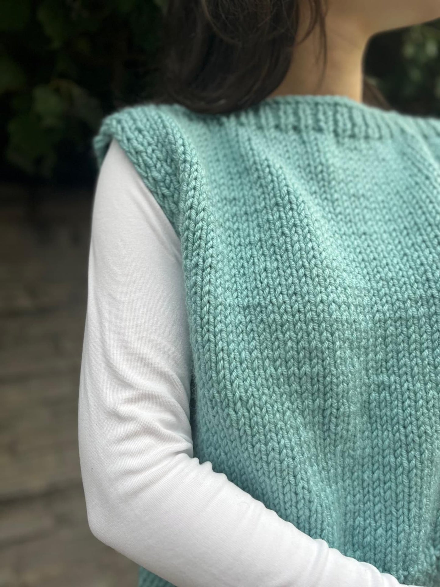 Straight Neckline Vest Knitting Pattern