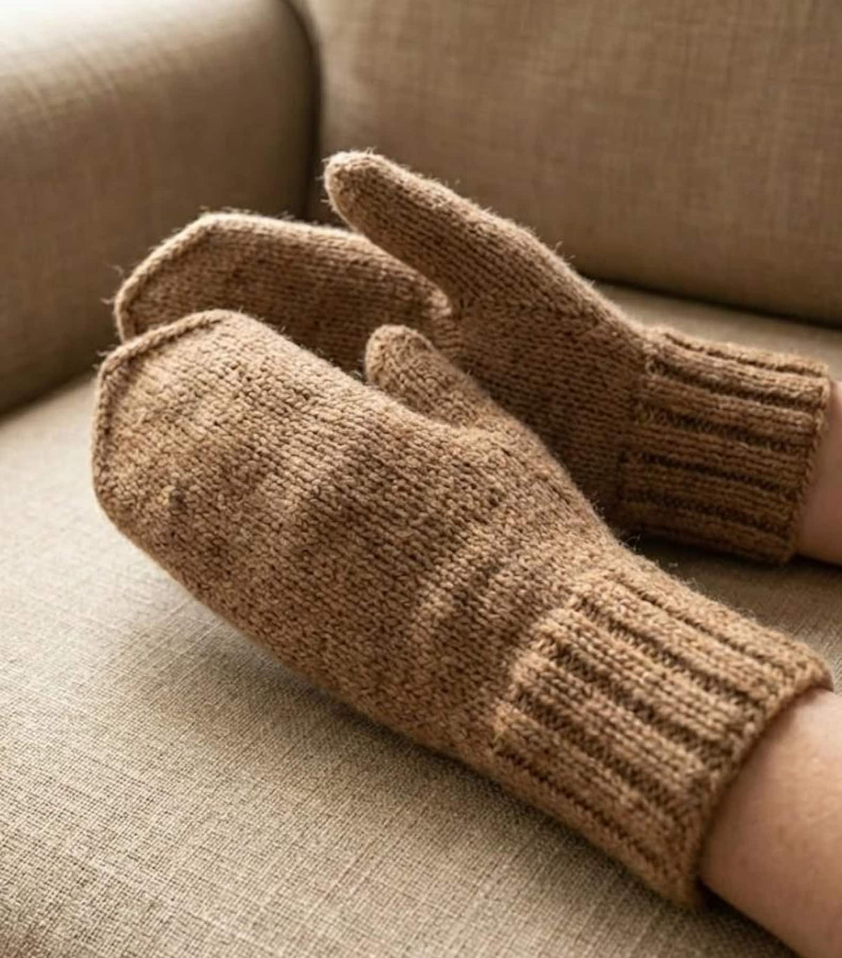 Easy Mittens You Can Make This Weekend Knitting Pattern - view 4