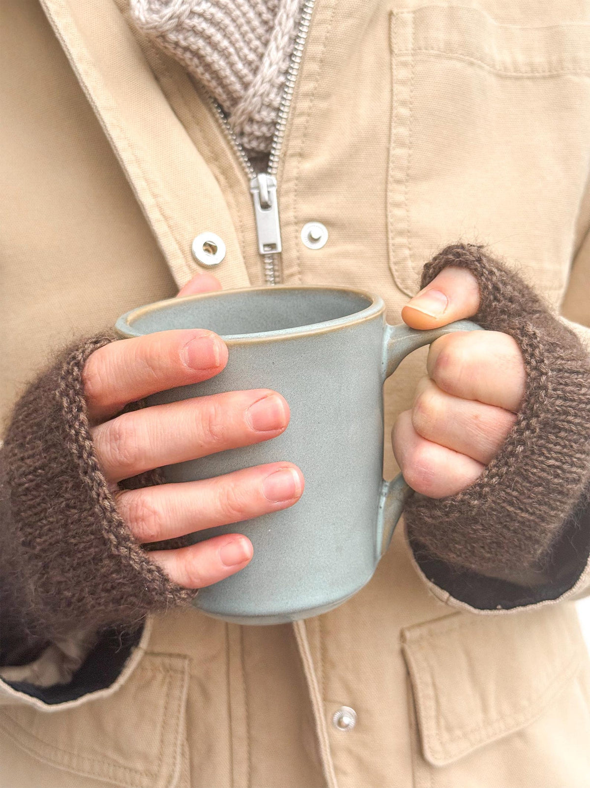 Warm Hands No Sew Fingerless Gloves Knitting Pattern — view 6