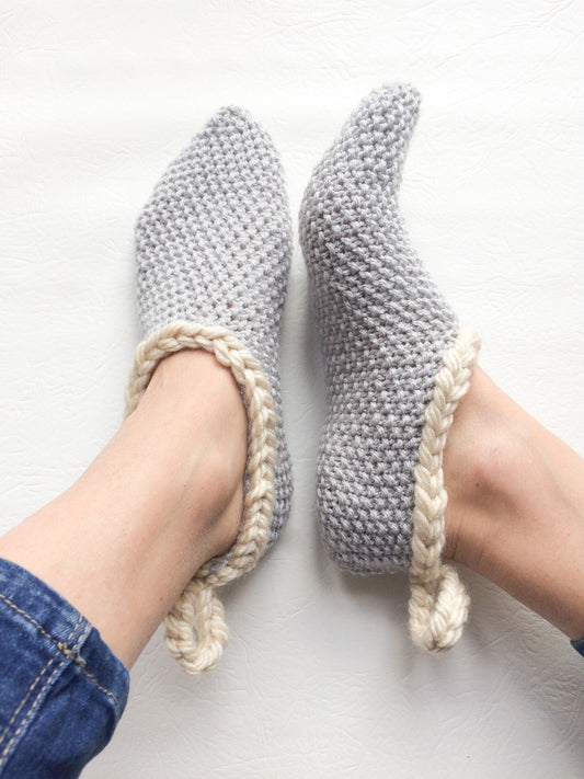Fashionable Foot Warmer Knitting Pattern