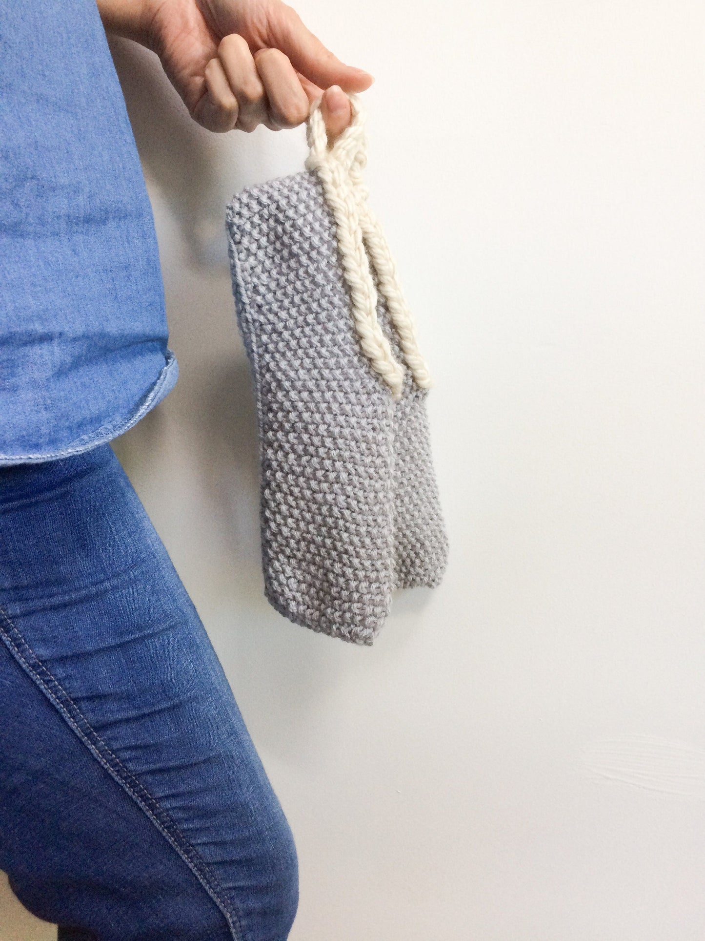 Fashionable Foot Warmer Knitting Pattern