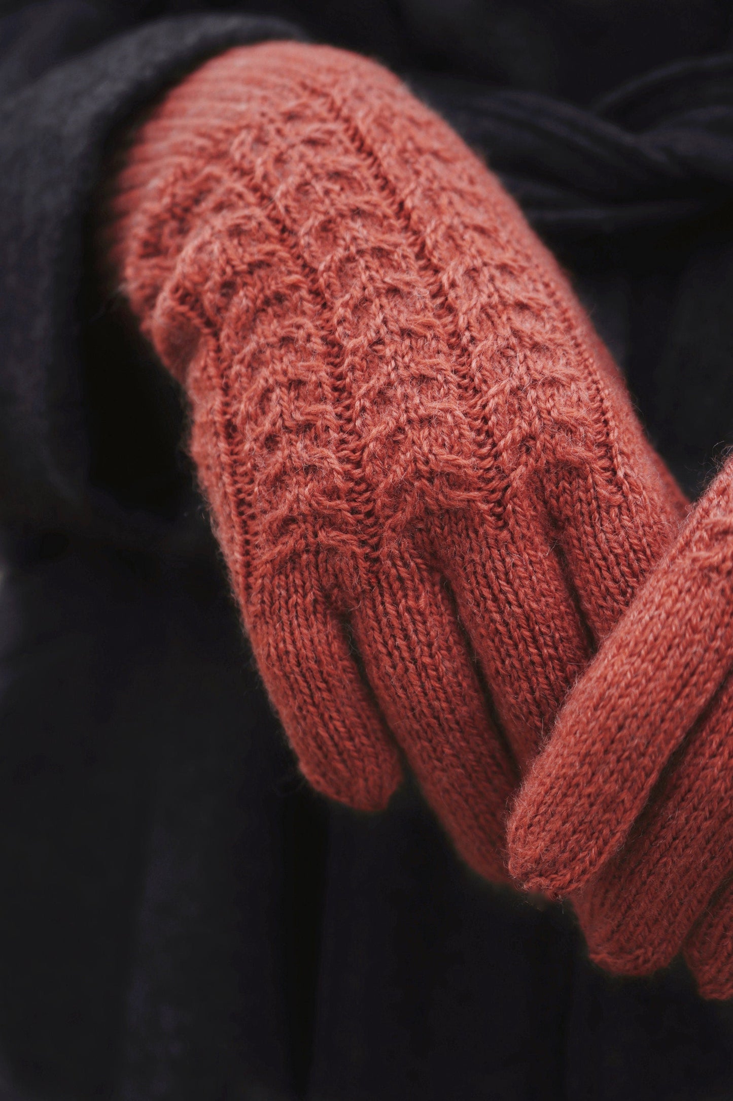 Classic Princess Style Gloves Knitting Pattern