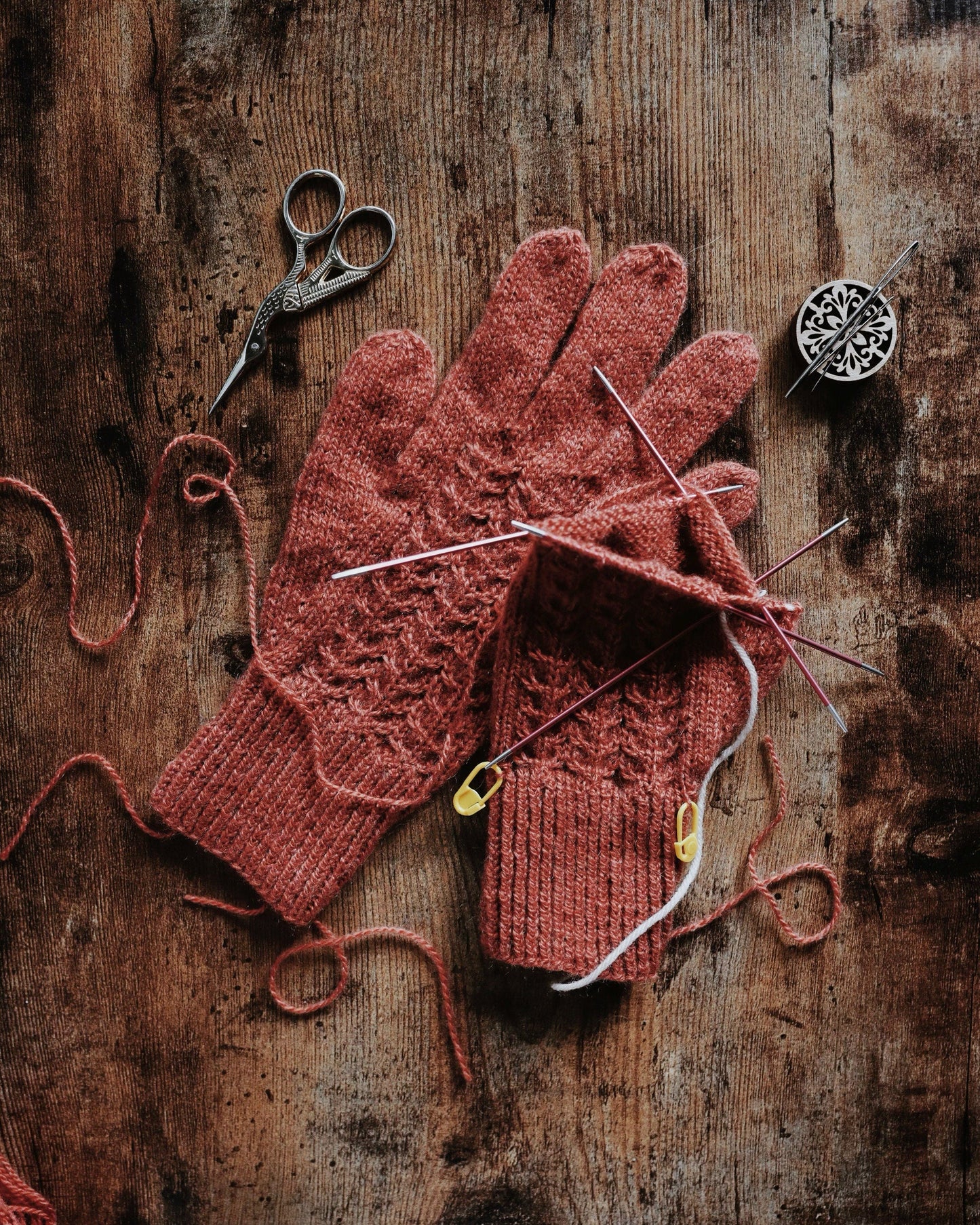 Classic Princess Style Gloves Knitting Pattern
