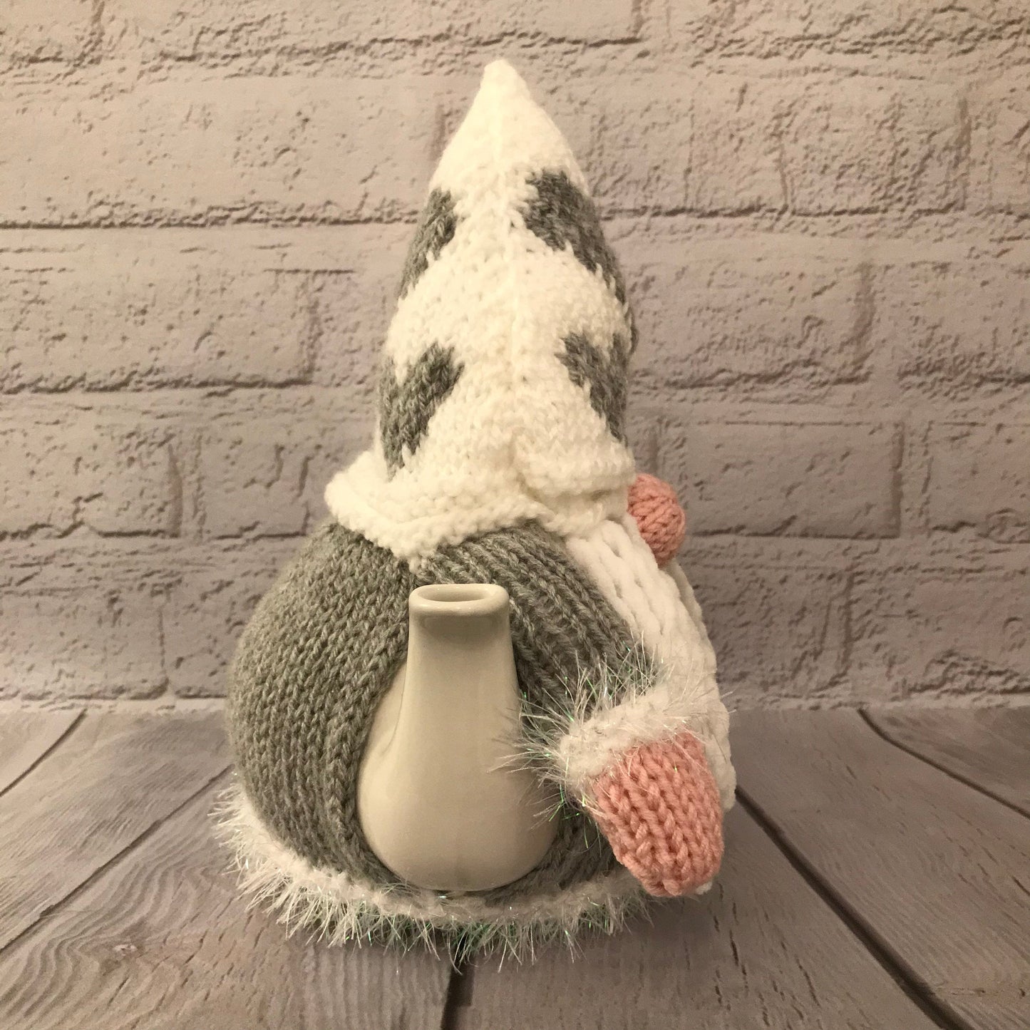 Tea Pot Gnome Cosy Knitting Pattern
