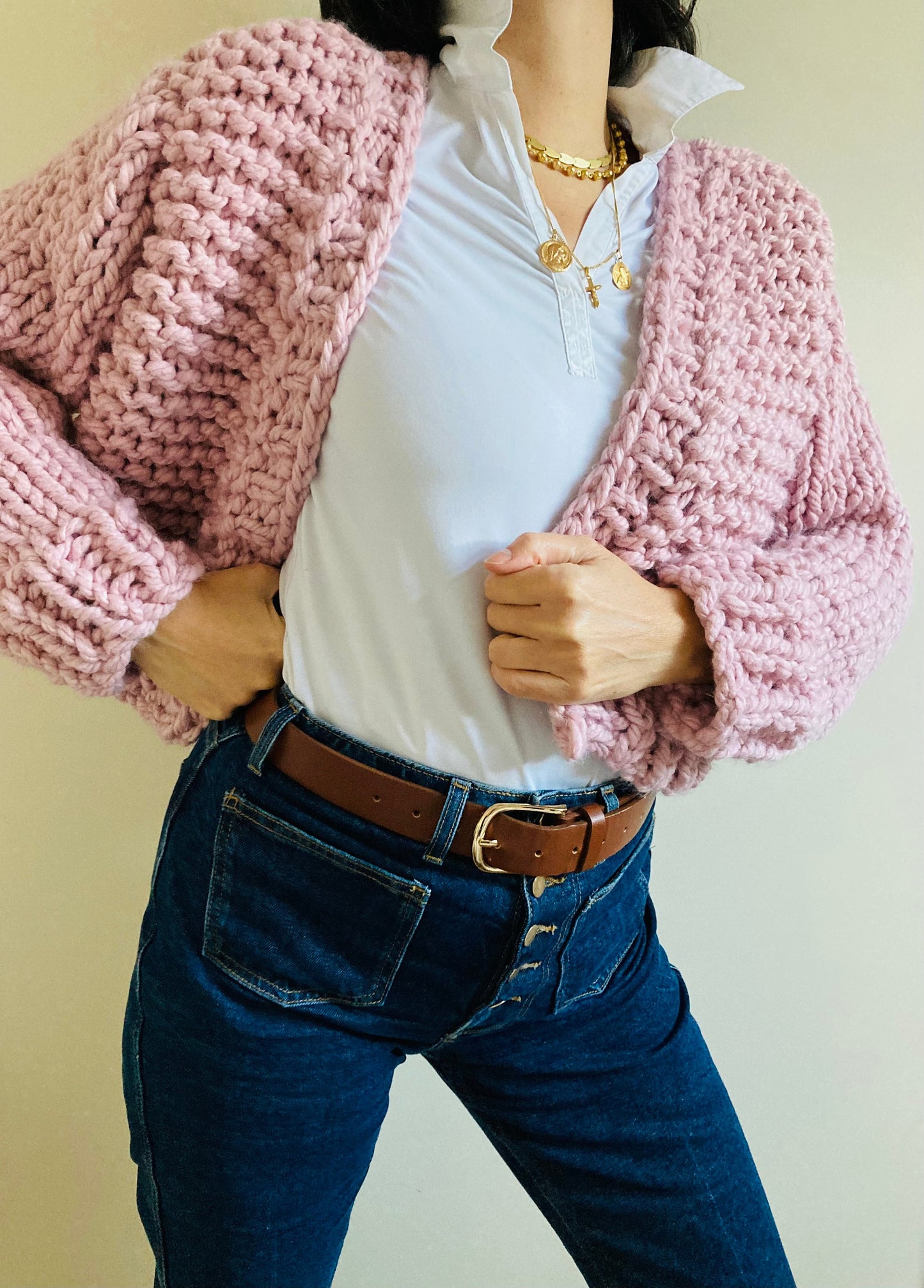 Fashionable Midwaist Cardigan Knitting Pattern