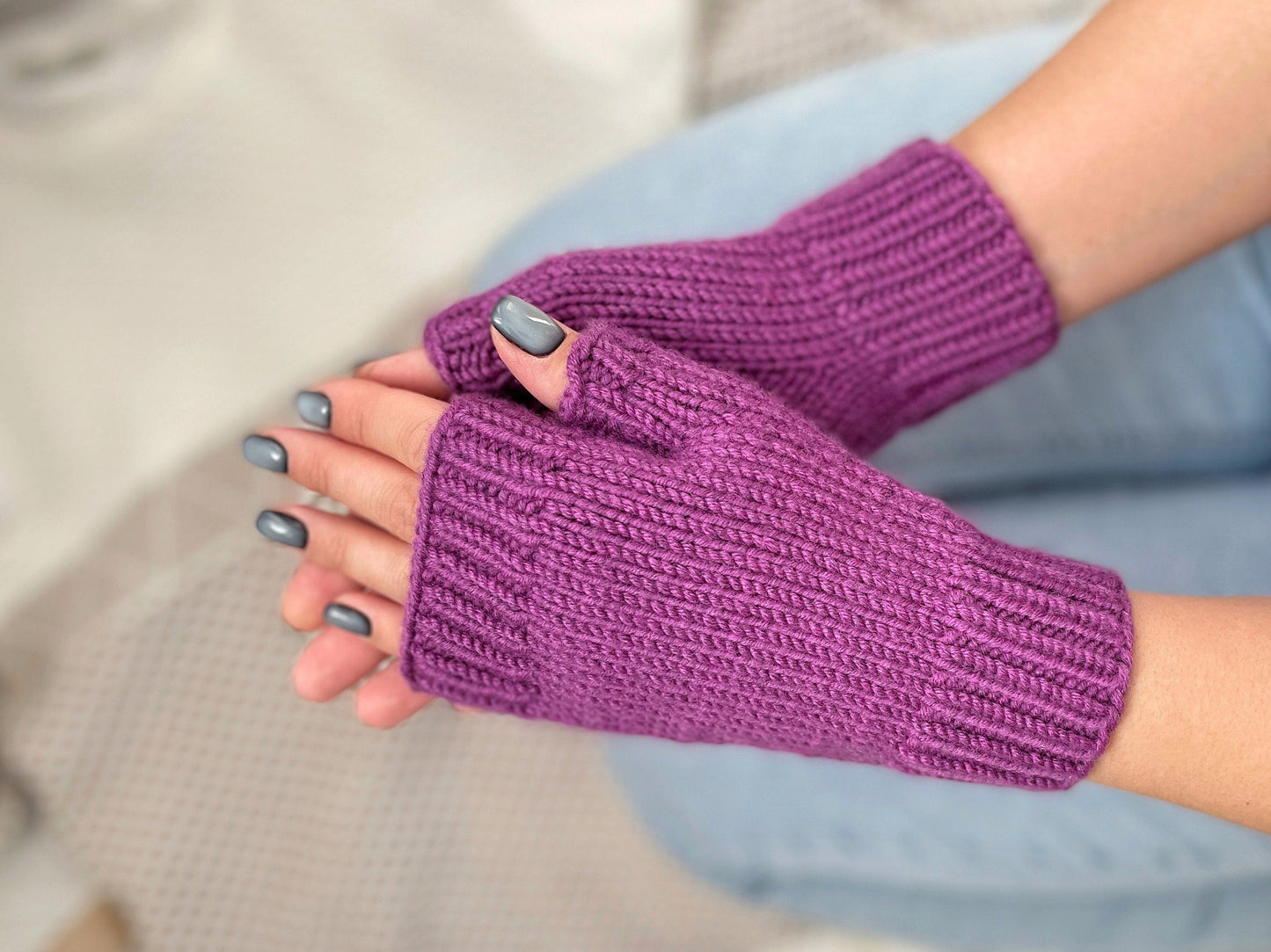 Cozy Fingerless Gloves Knitting Pattern