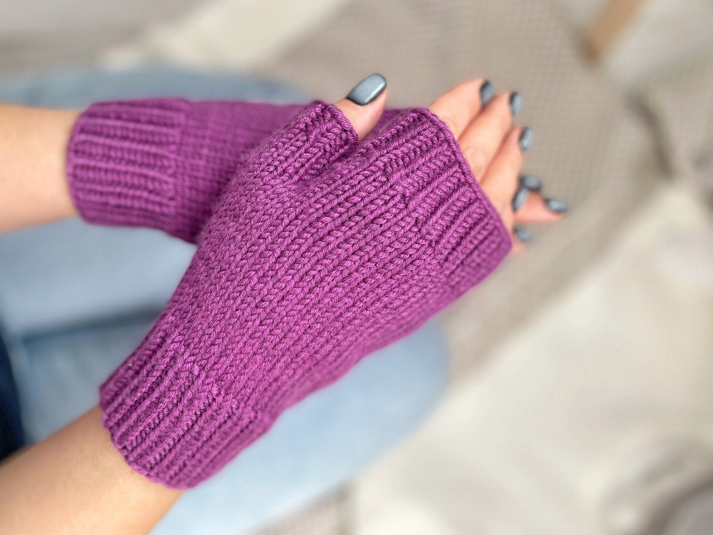 Cozy Fingerless Gloves Knitting Pattern