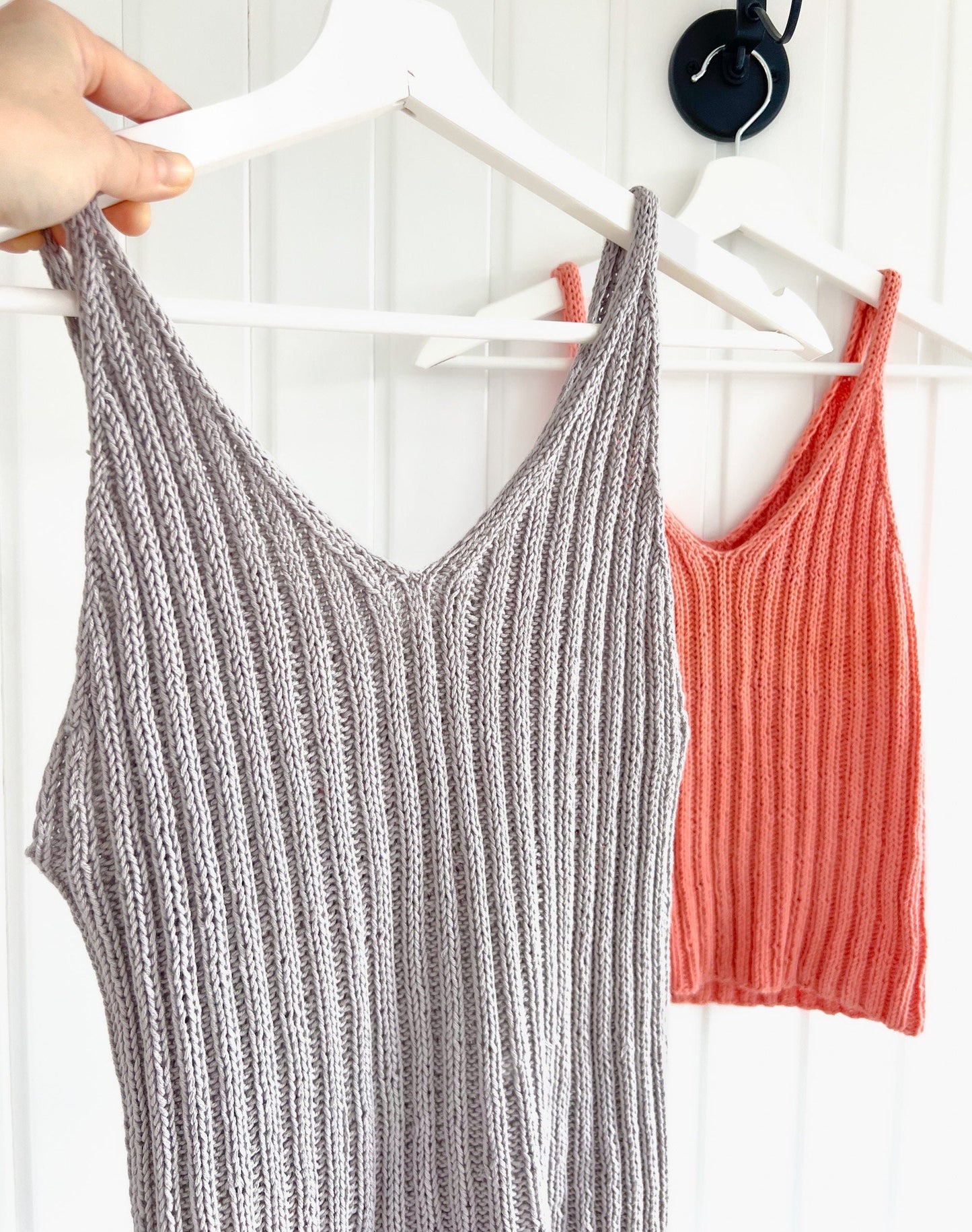 Classic Ribbed Summer Tank Top Knitting Pattern