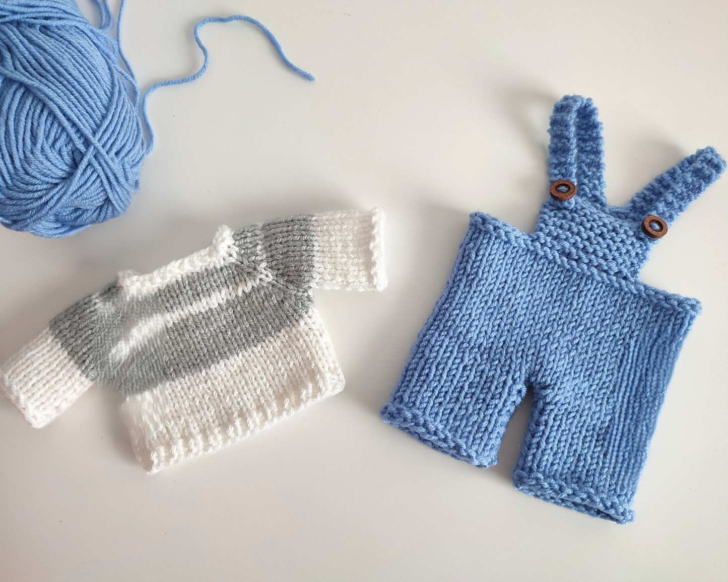 Cute Toy Clothes Knitting Pattern