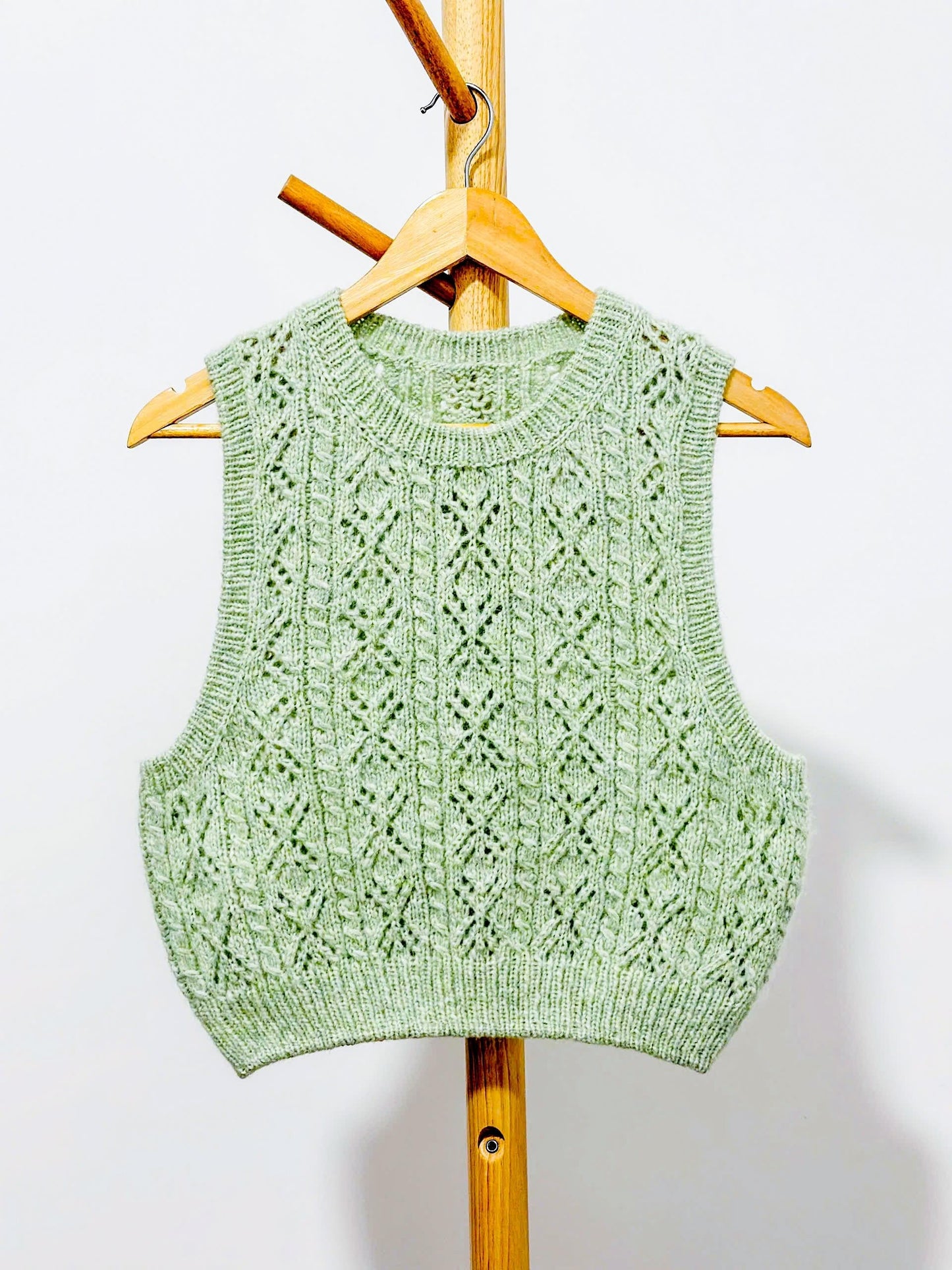 Modern Cropped Vest Knitting Pattern