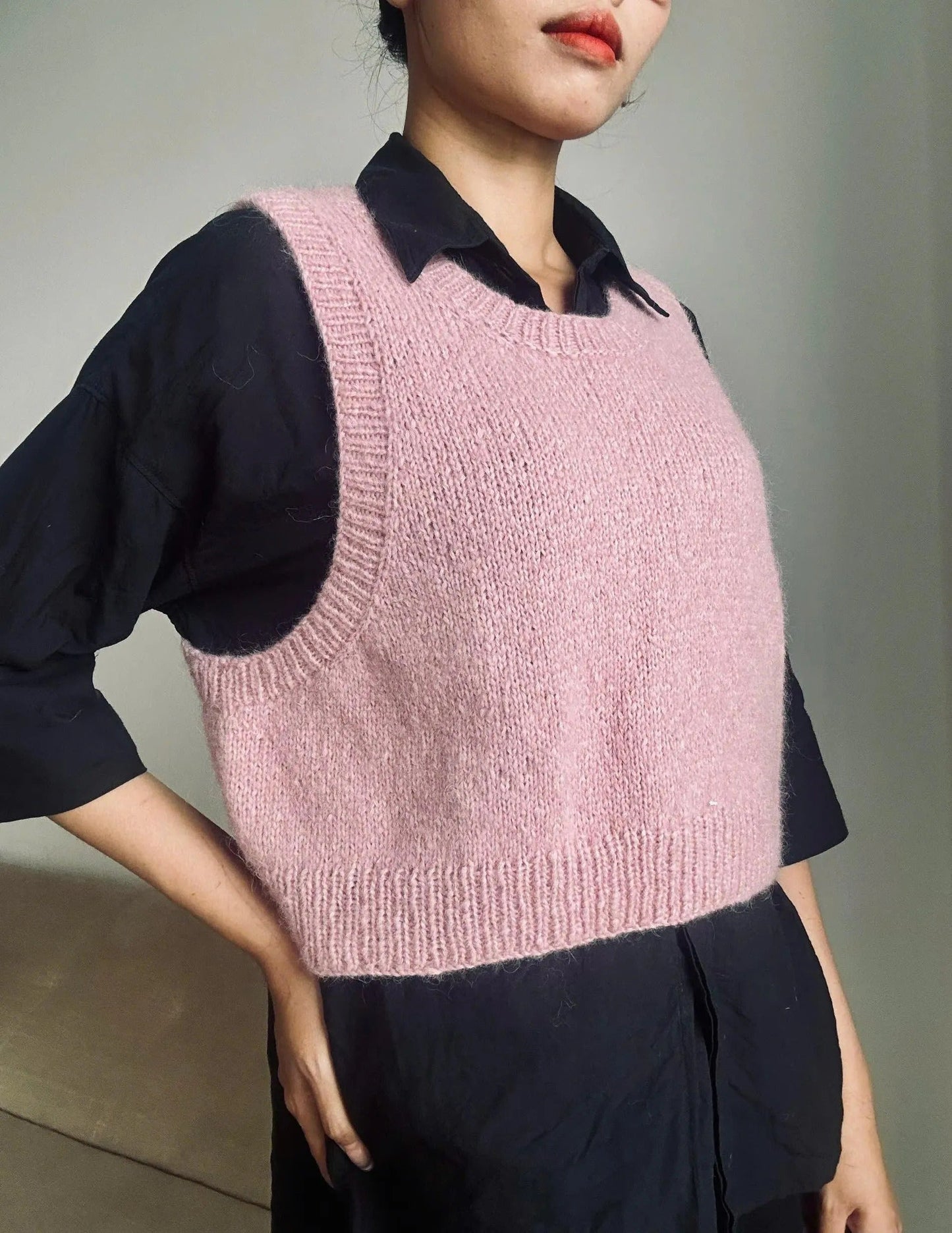 Trendy Cropped Vest Knitting Pattern