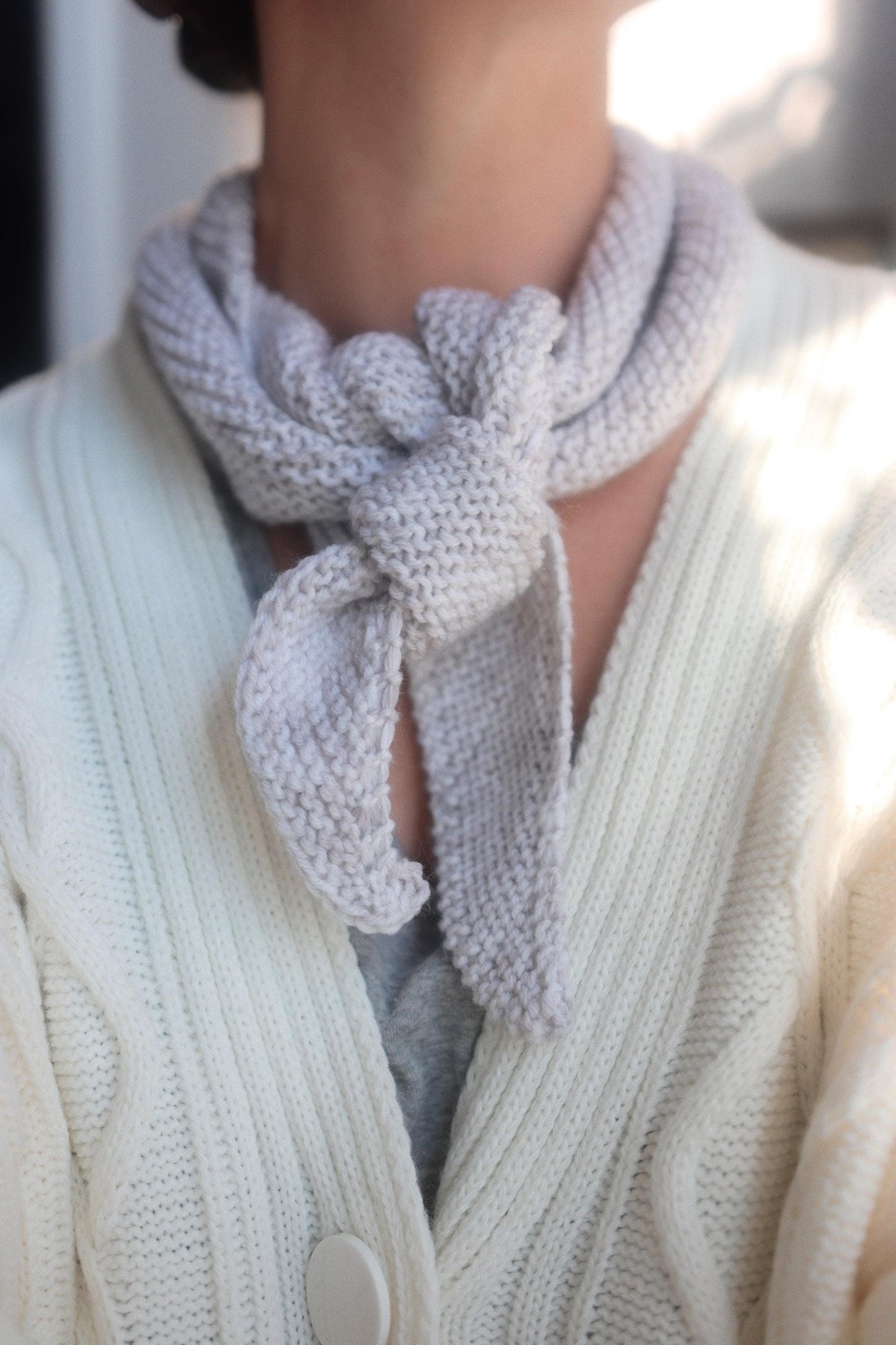 Fashionable Classic Small Scarf Knitting Pattern