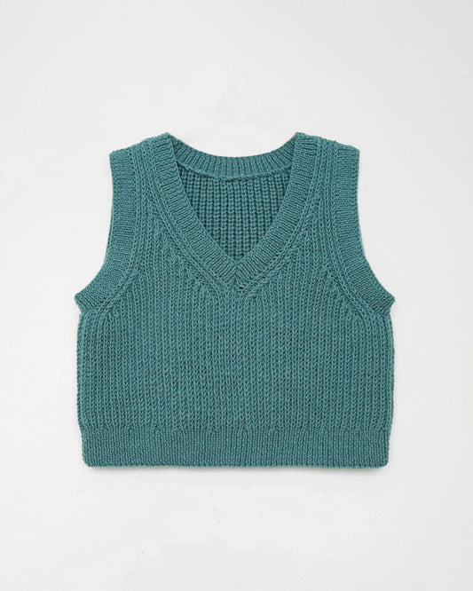 Modern Deep Neck Sleeveless Knitwear Knitting Pattern