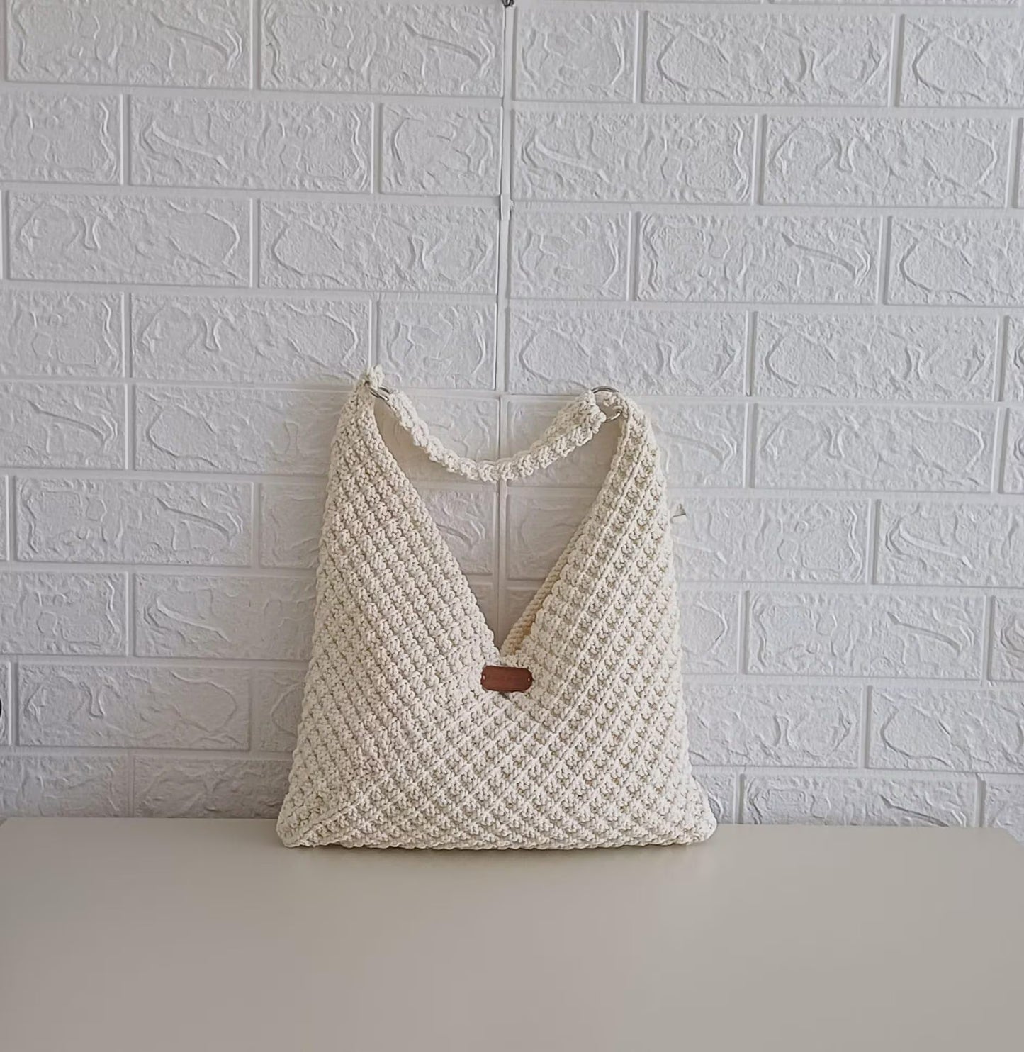 Minimalist Soft Market Bag Knitting Pattern