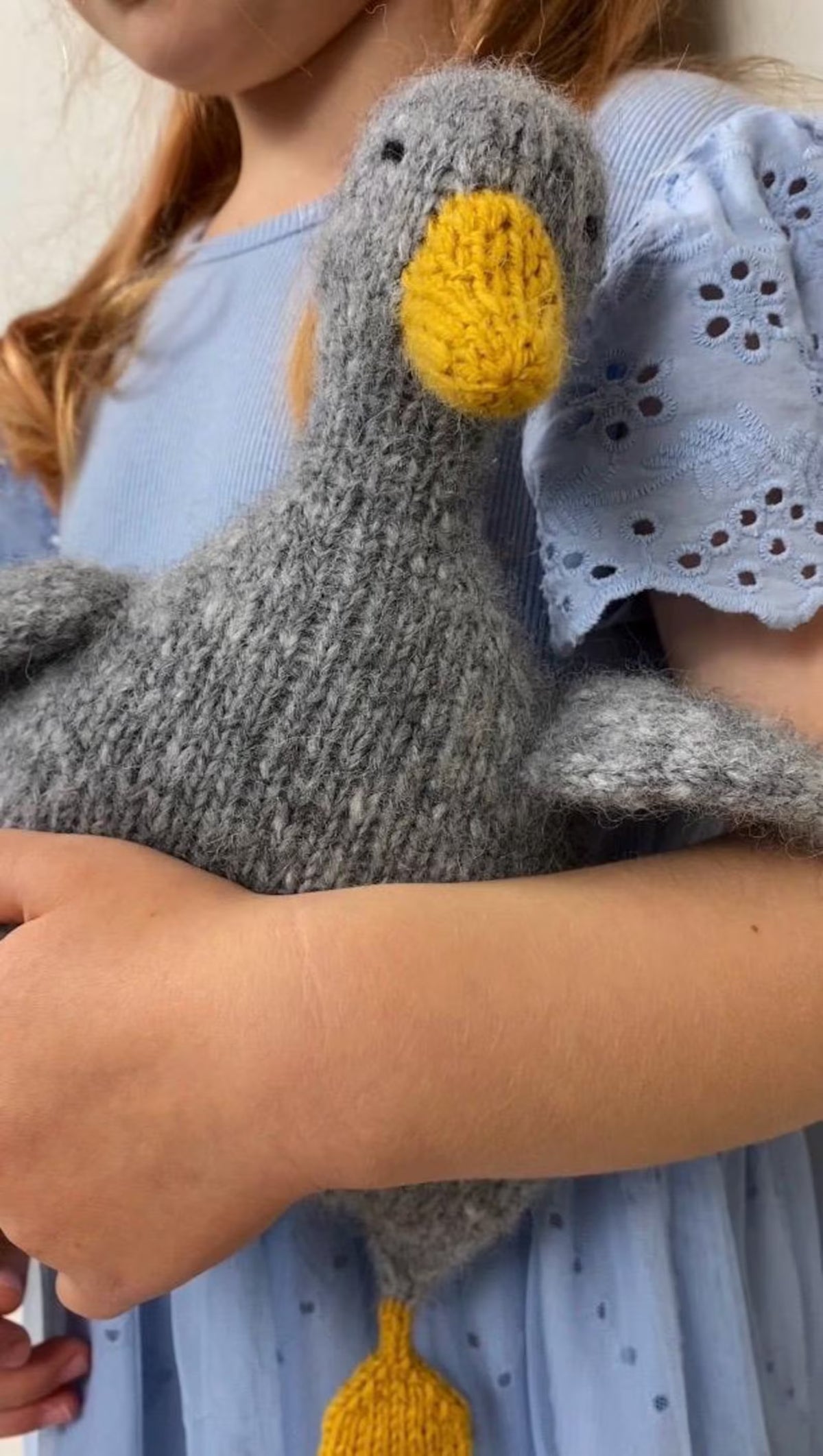 Charming Garden Goose Knitting Pattern