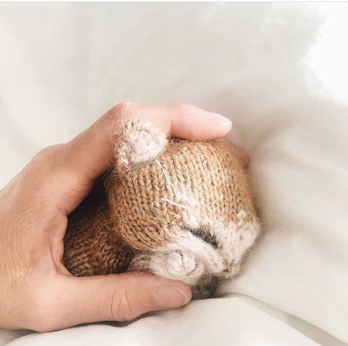 Playful Tiny Feline Toy Knitting Pattern