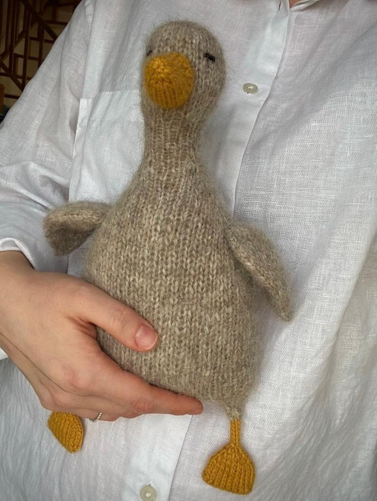Charming Garden Goose Knitting Pattern