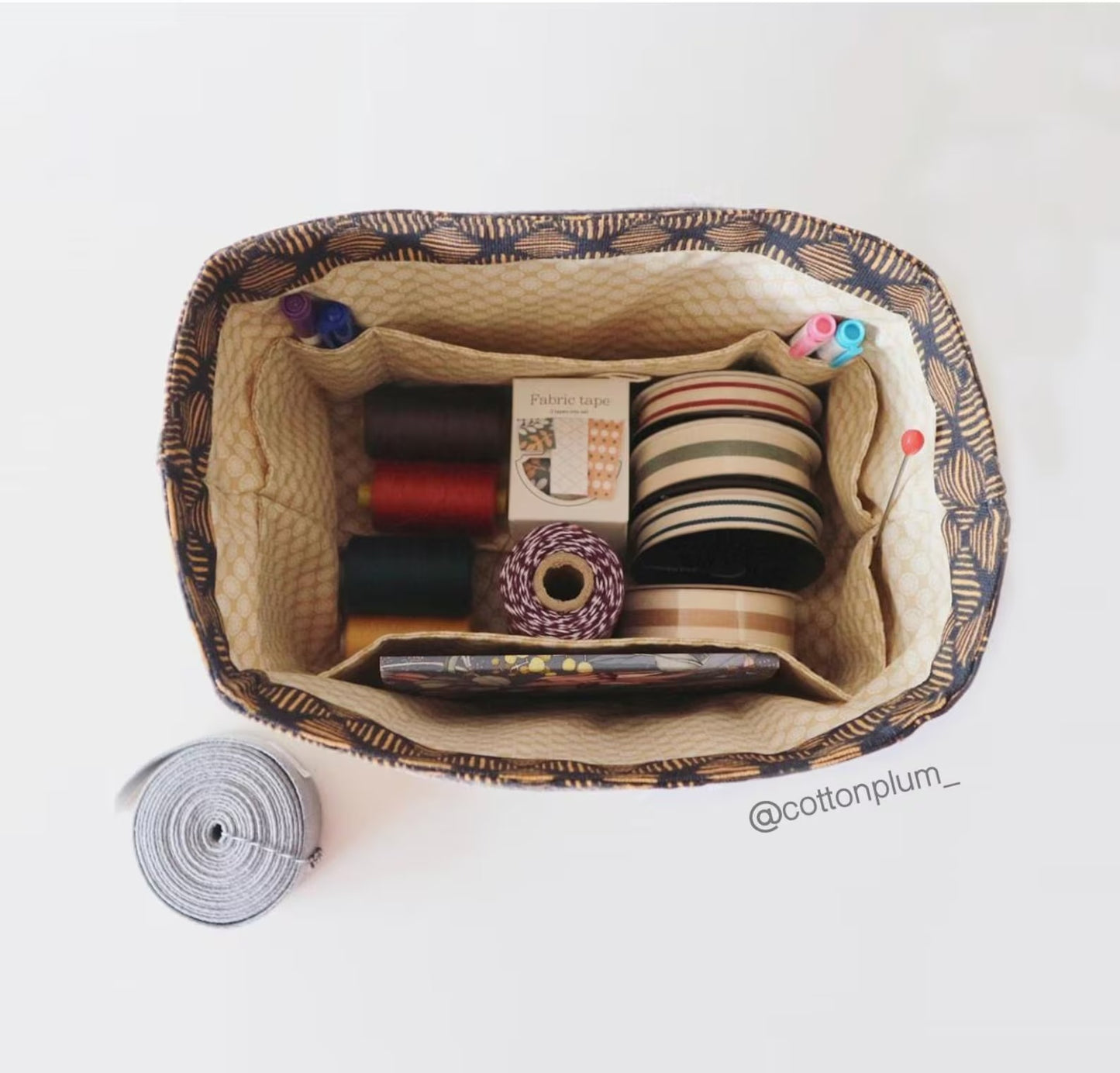 Essential Tote Knitting Pattern