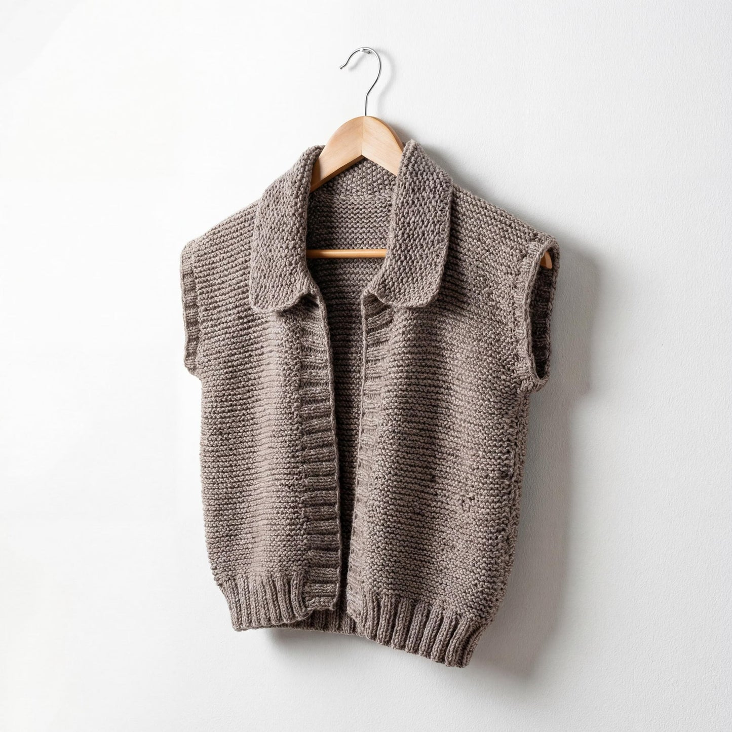Tailored Lapel Layering Vest Knitting Pattern