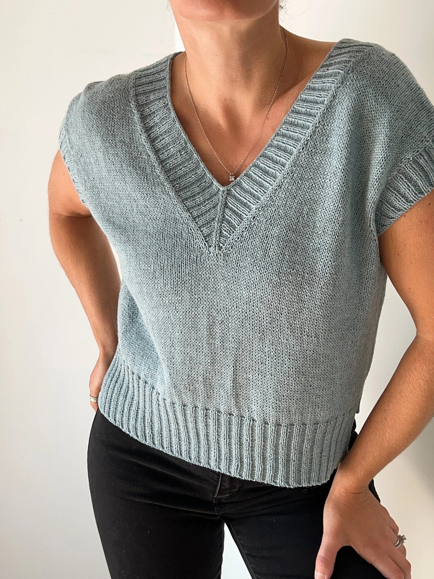 Graceful V-Neck Knit Tee Knitting Pattern