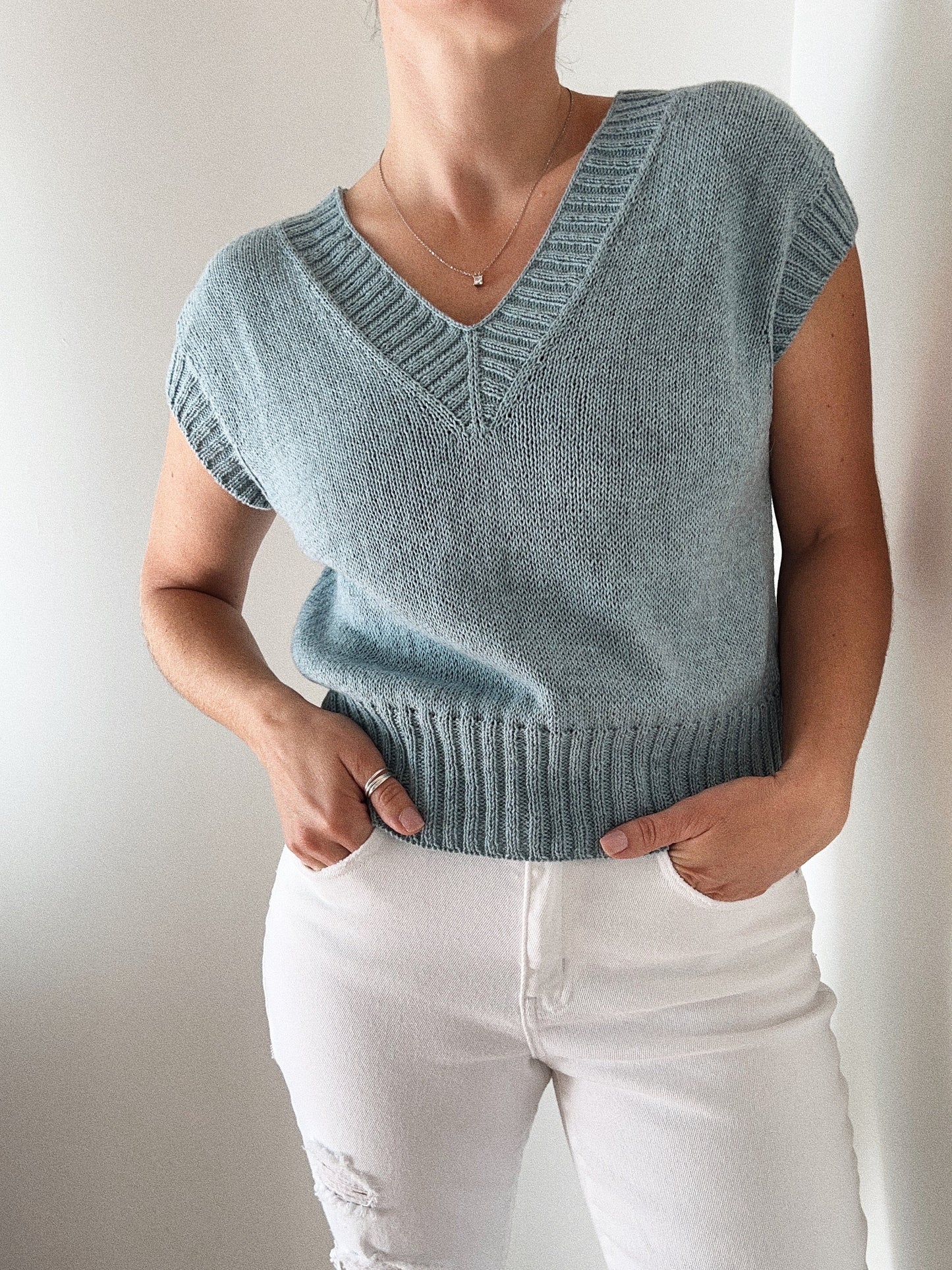 Graceful V-Neck Knit Tee Knitting Pattern