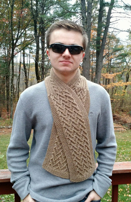 Trendy Classic Short Scarf Knitting Pattern
