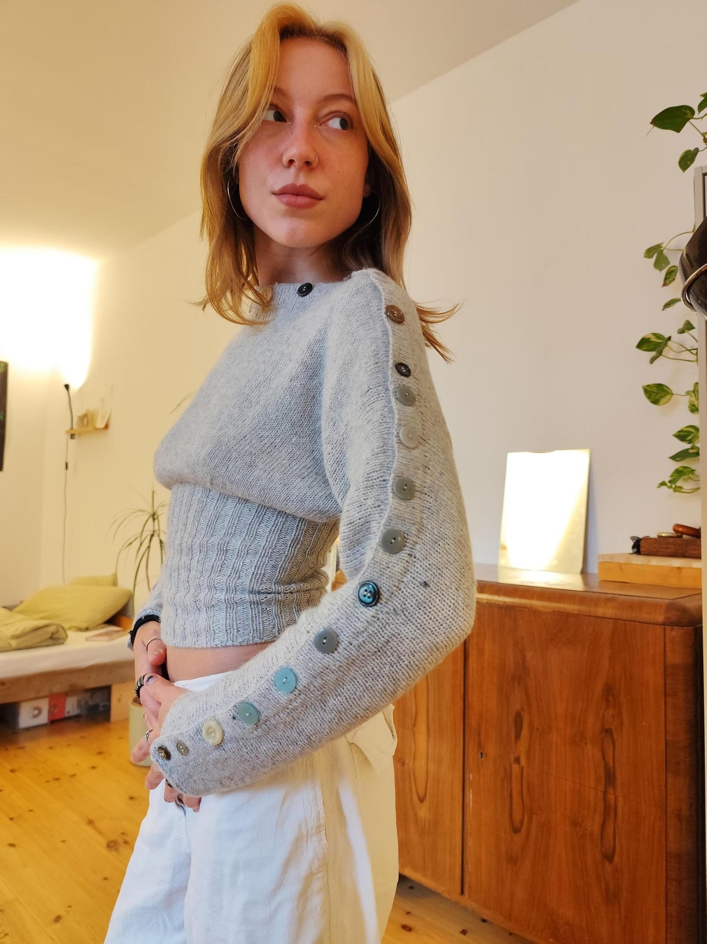 Chic Fastened Knit Blouse Knitting Pattern