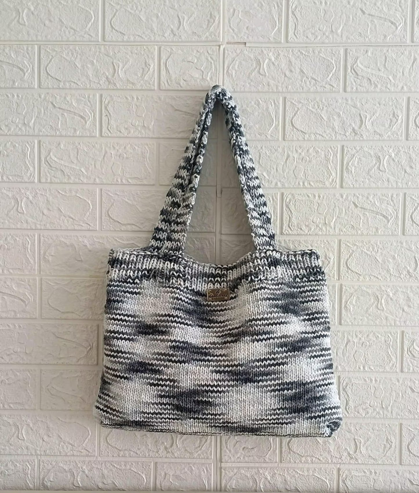 Textured Knit Shoulder Tote Bag Knitting Pattern