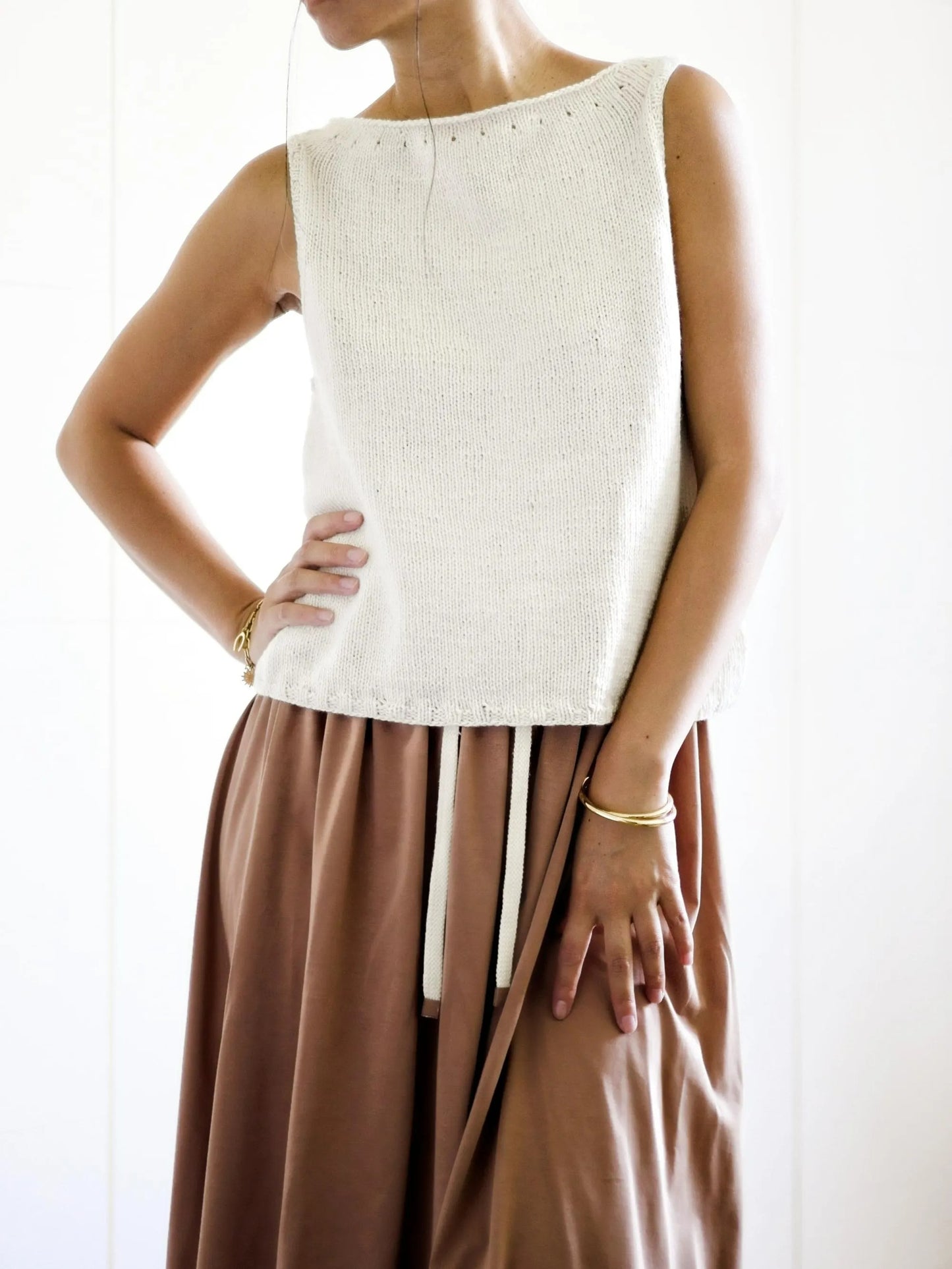 Chic Elegant Classic Tank Top Knitting Pattern