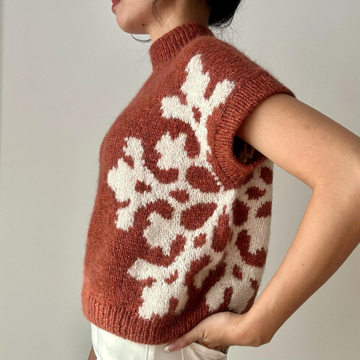 Festive Beginner Sweater Vest Knitting Pattern
