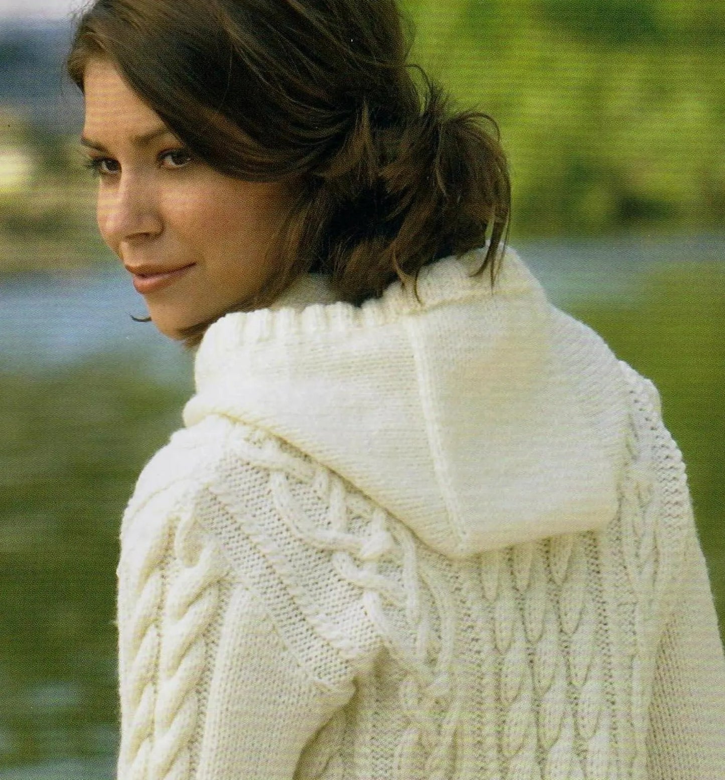 Comfy Hooded Buttoned Sweater Knitting Pattern