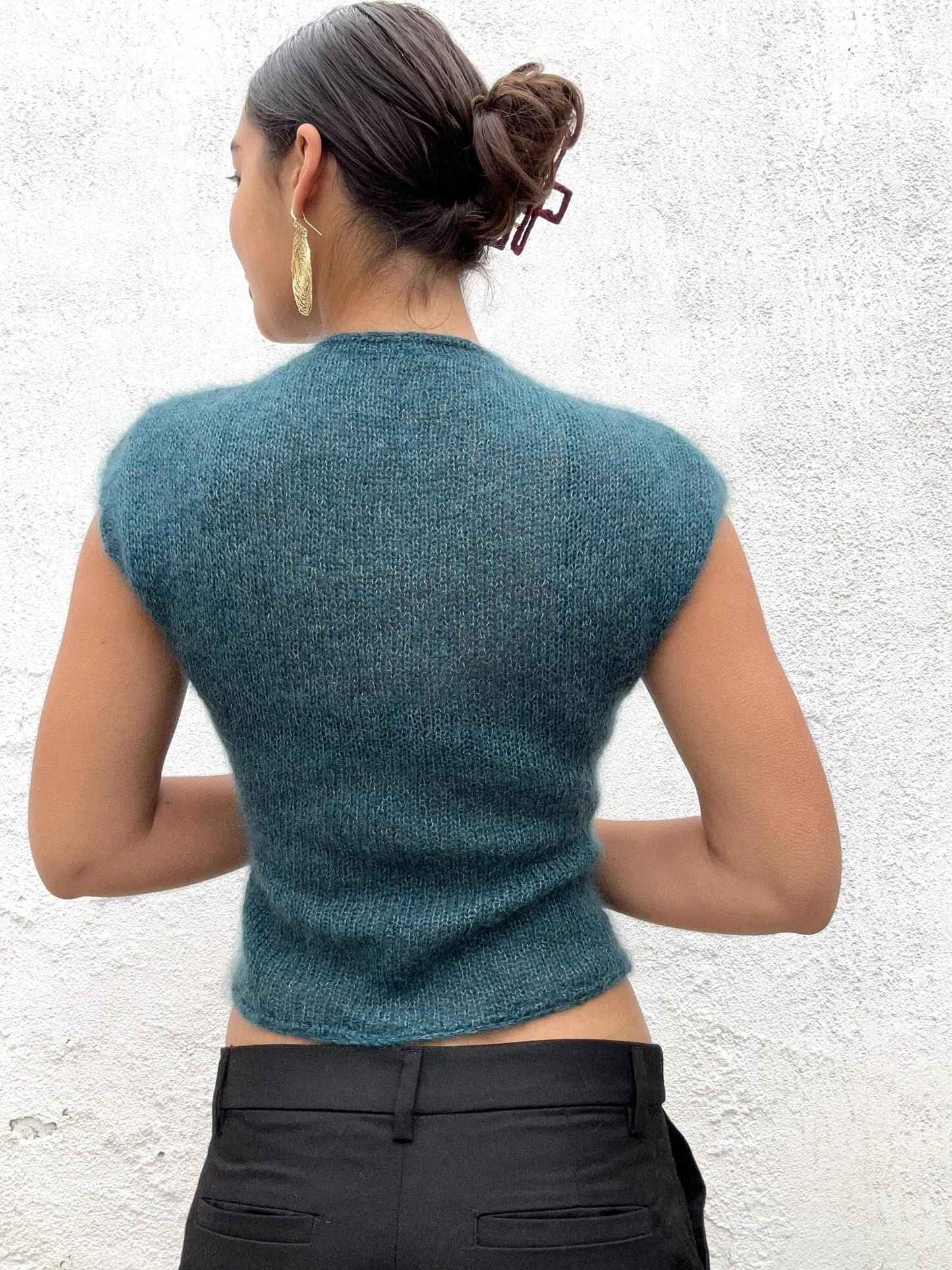 Elegant Cutout Summer Blouse Knitting Pattern