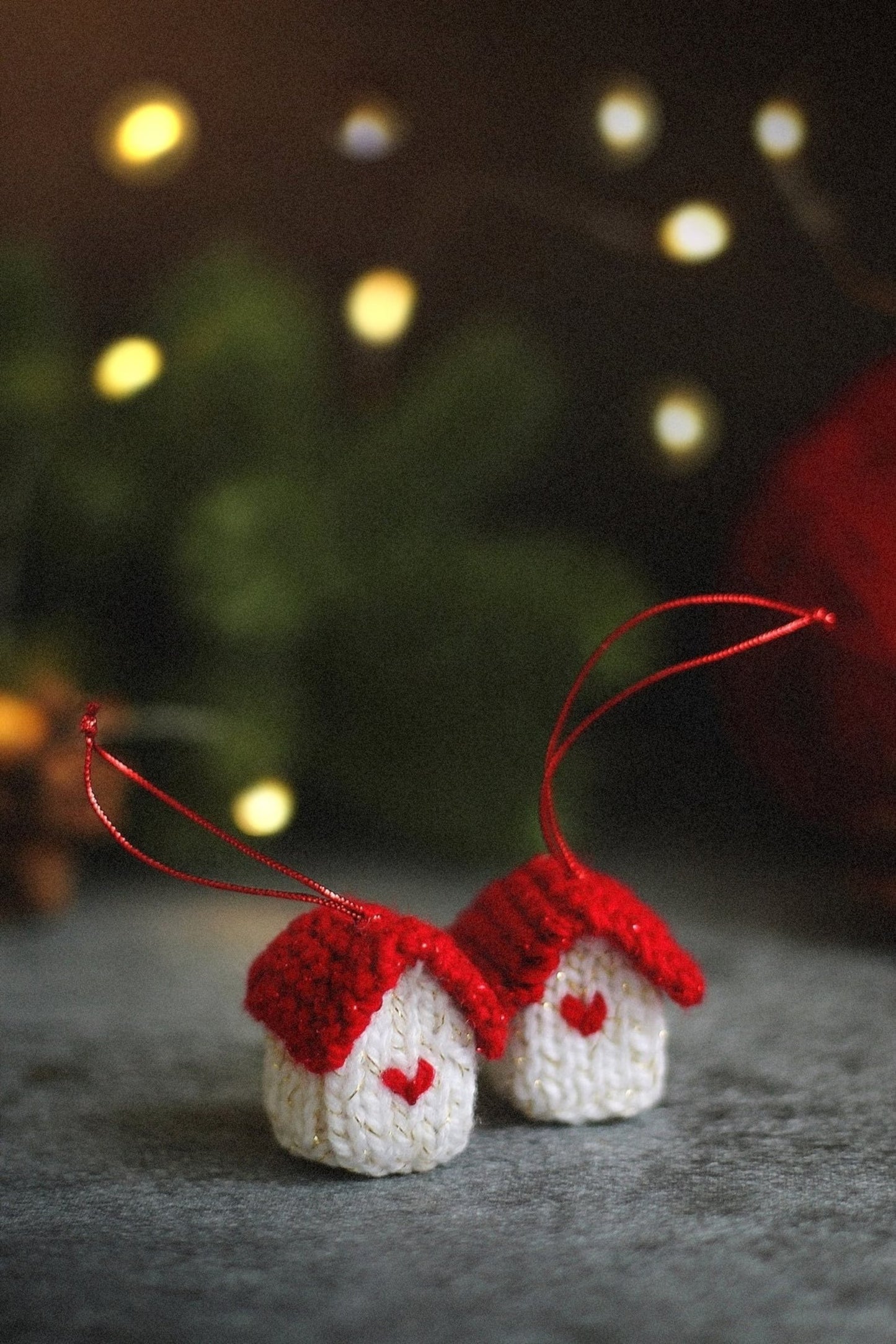 Mini Christmas House Knitting Pattern