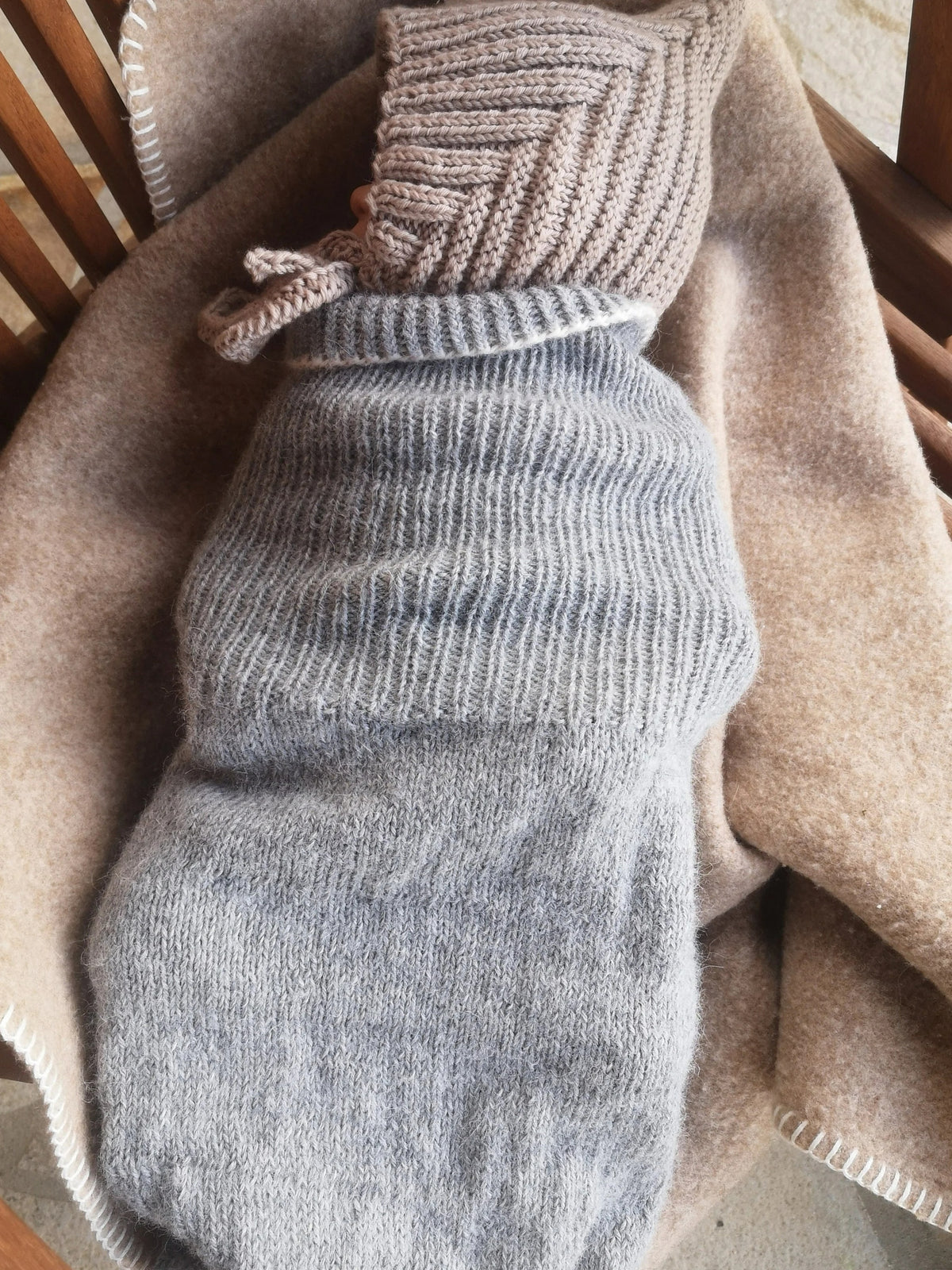 Warm Infant Wrap Pod Knitting Pattern