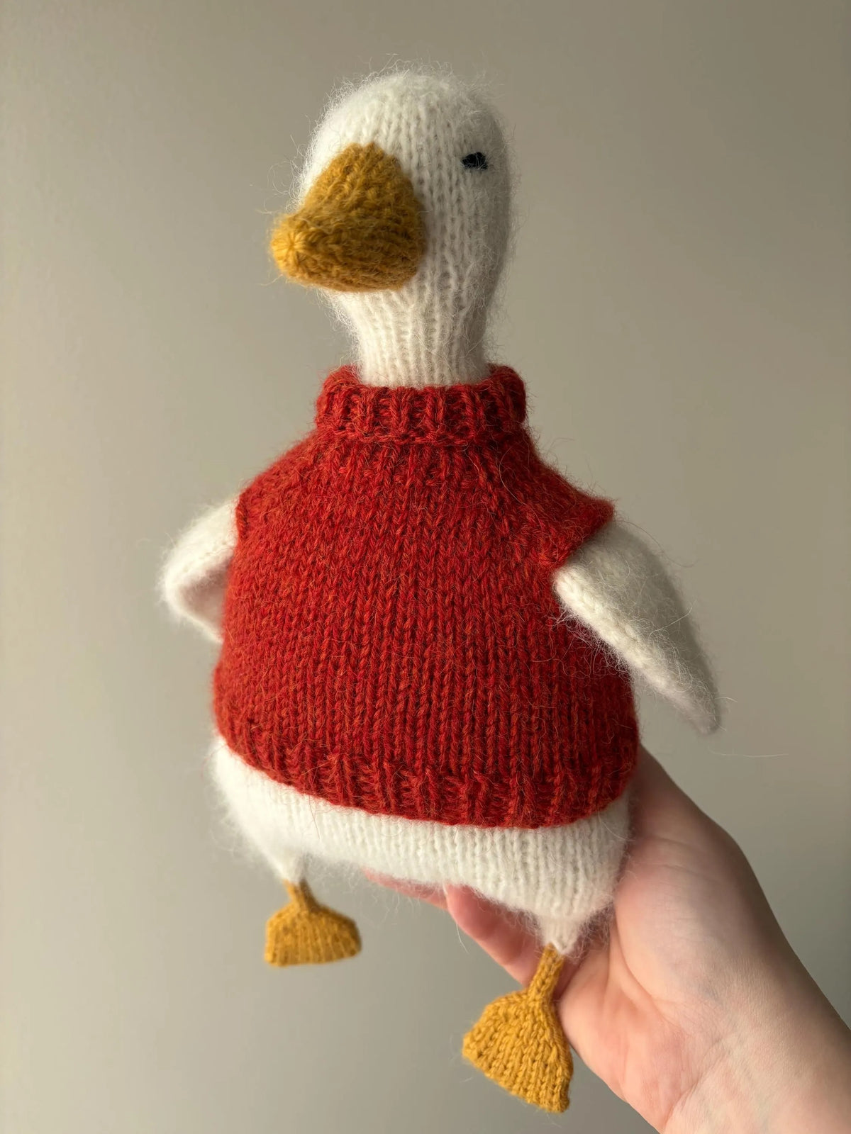 Cozy Goose Companion Outfit Knitting Pattern